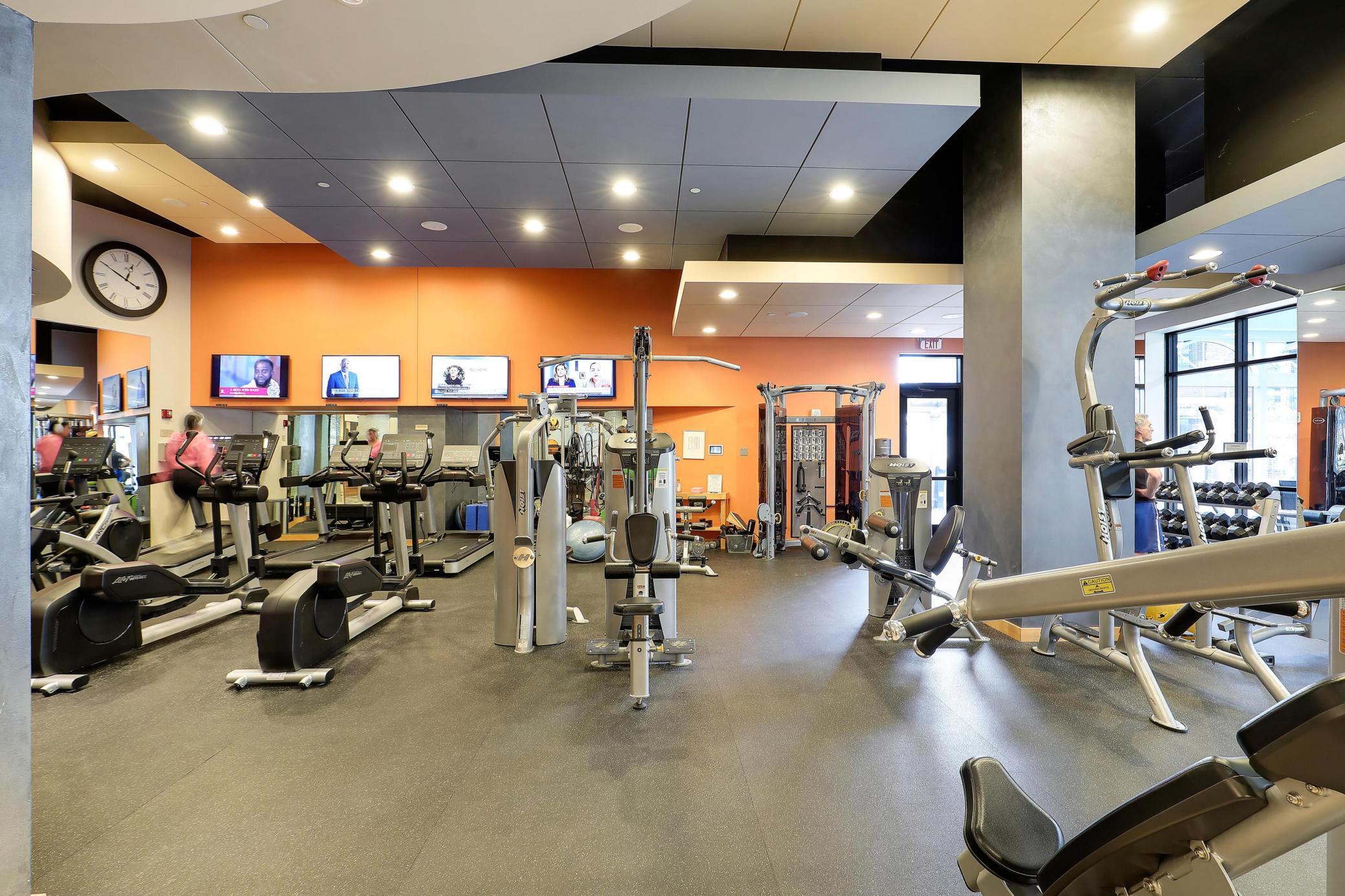 500 E Grant Street Unit: 707