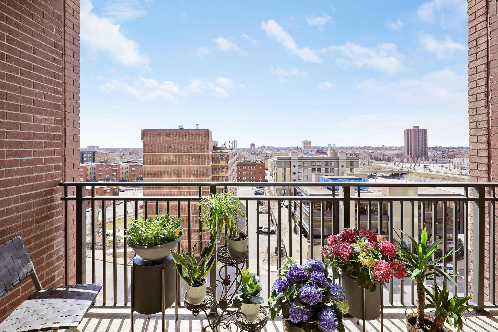 500 E Grant Street Unit: 707