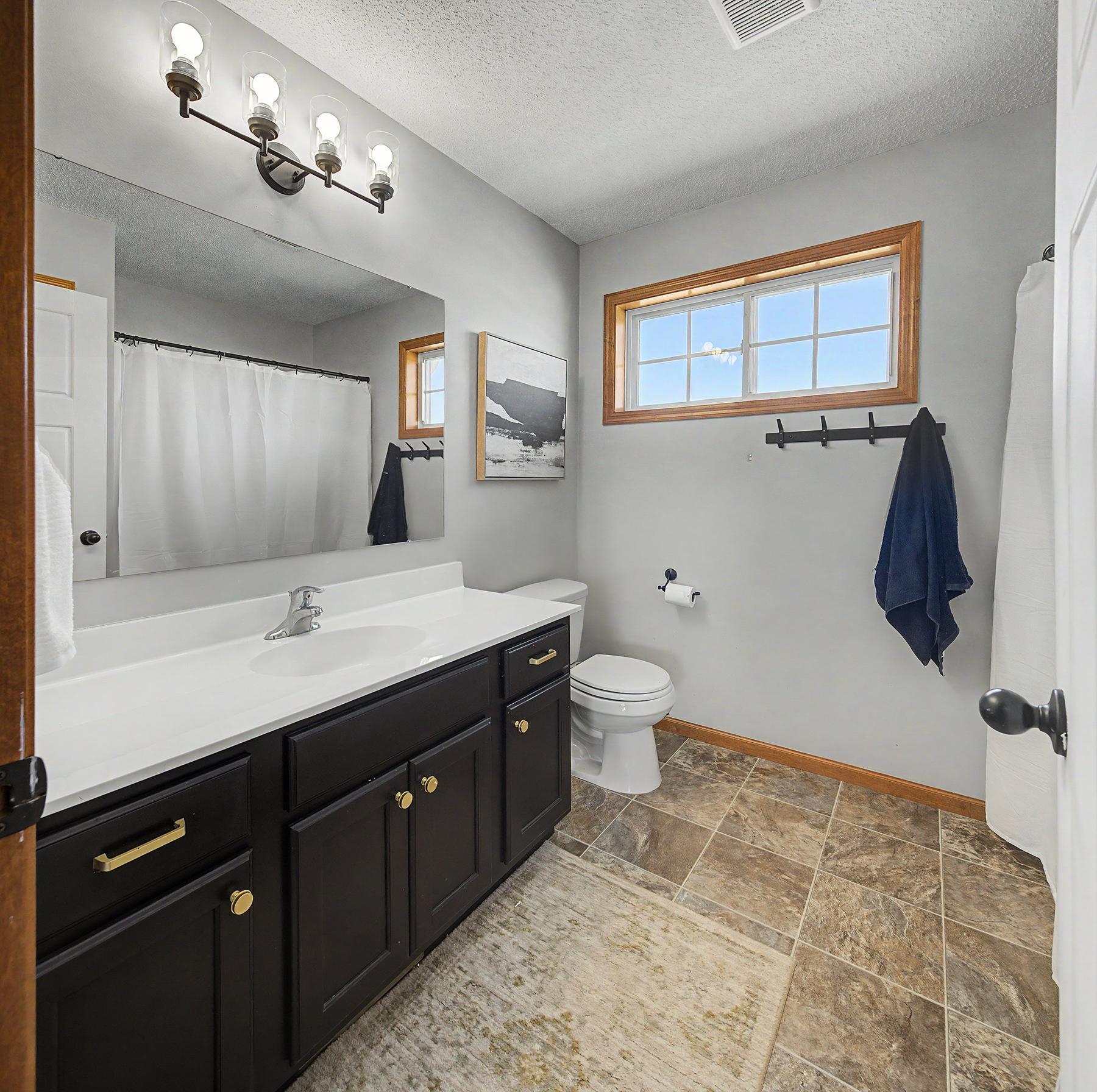 473 Amberg Lane