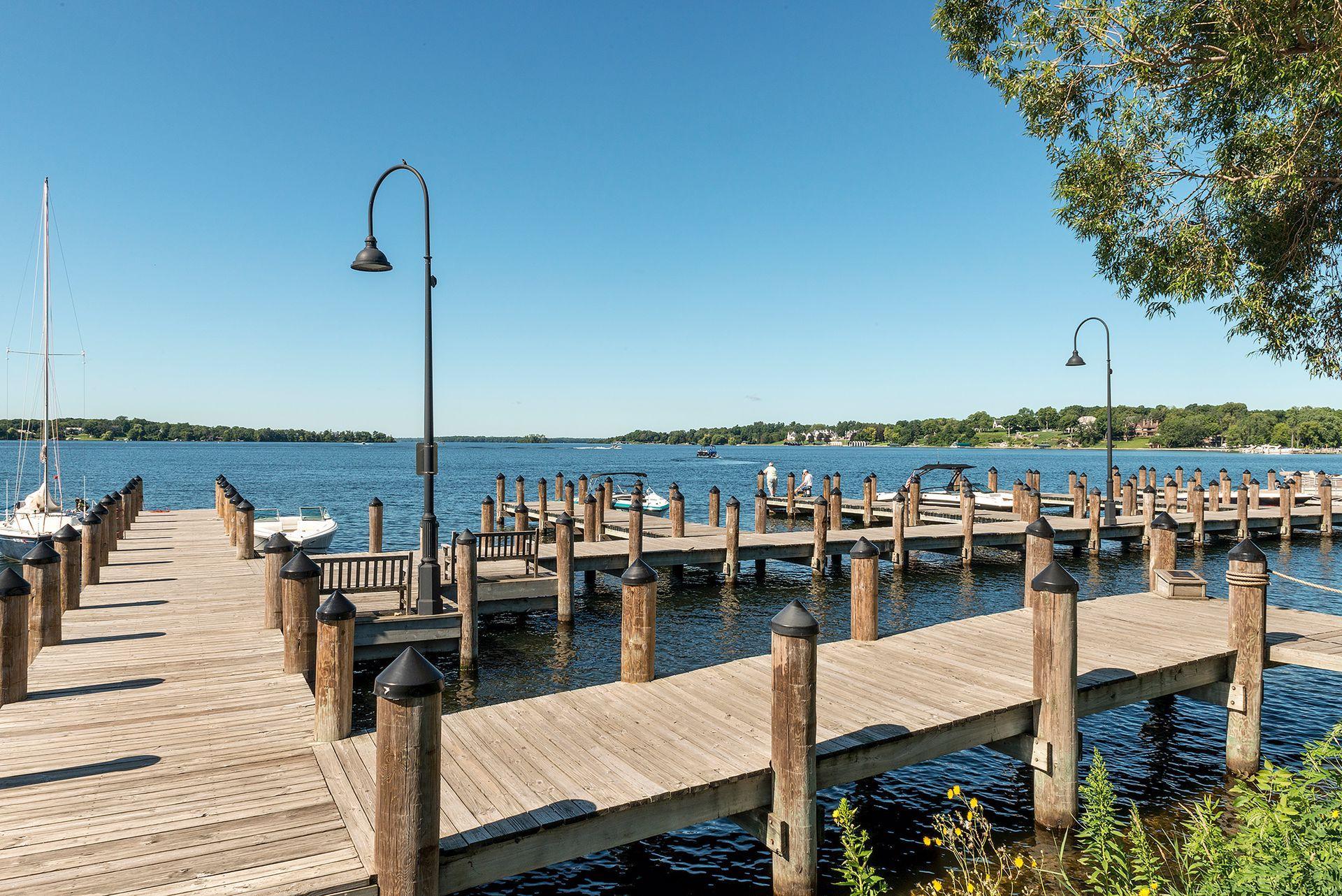 253 Lake Street E Unit: 206