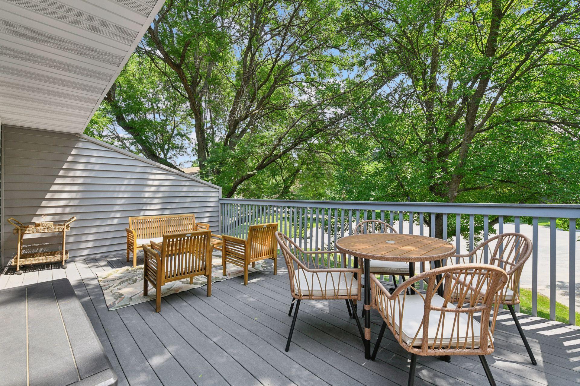 1042 Pontiac Lane