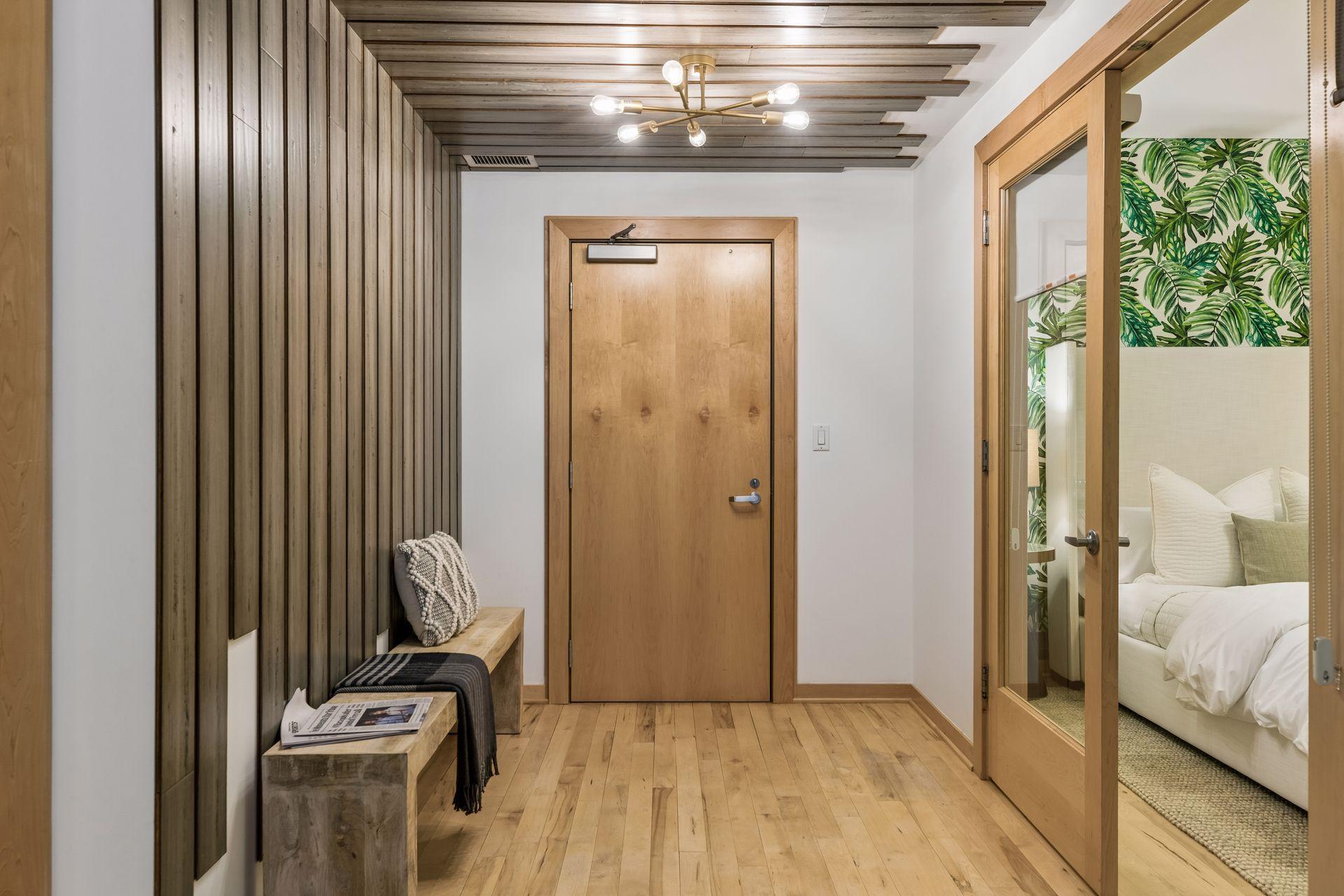 215 10th Avenue S Unit: 411