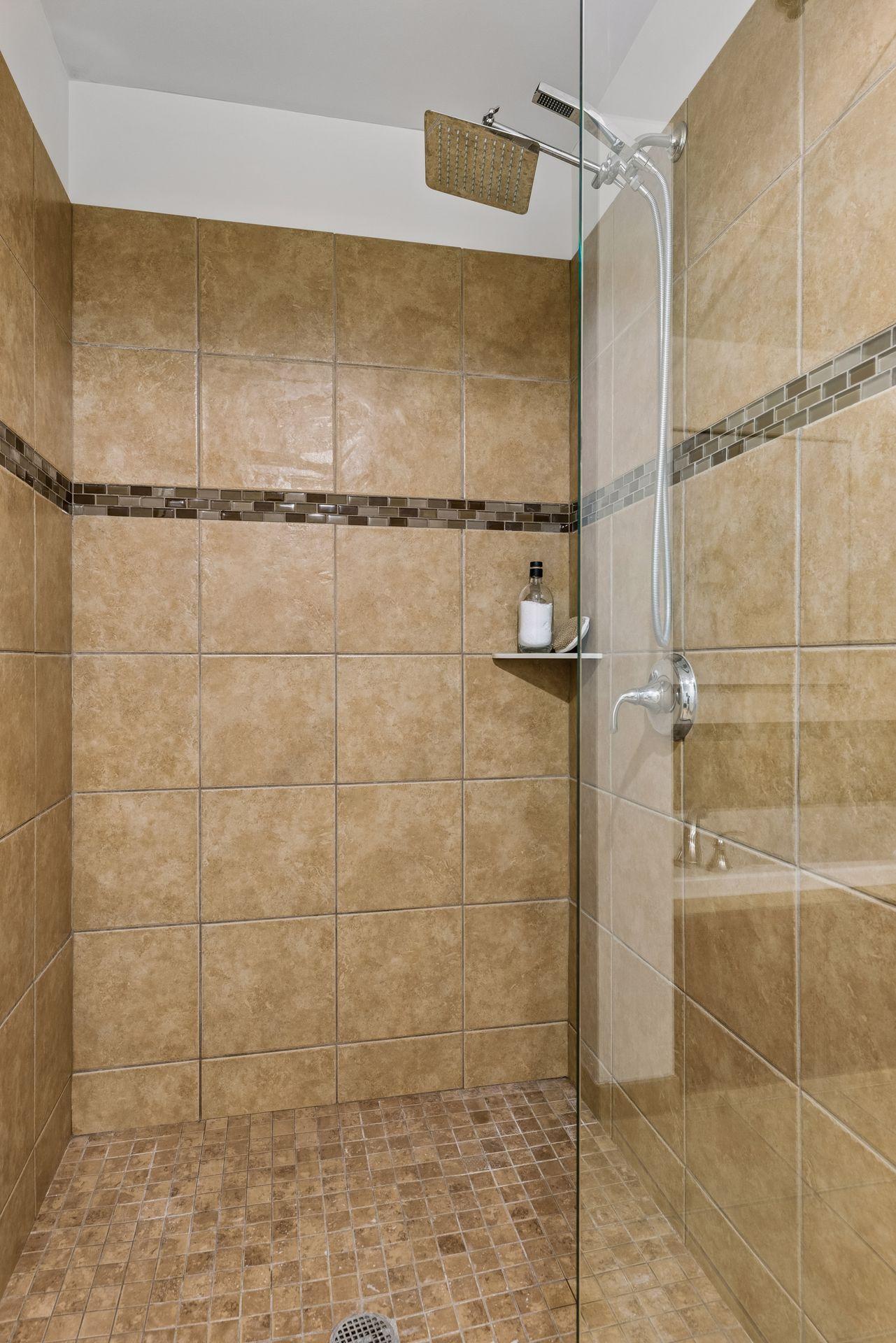 215 10th Avenue S Unit: 411