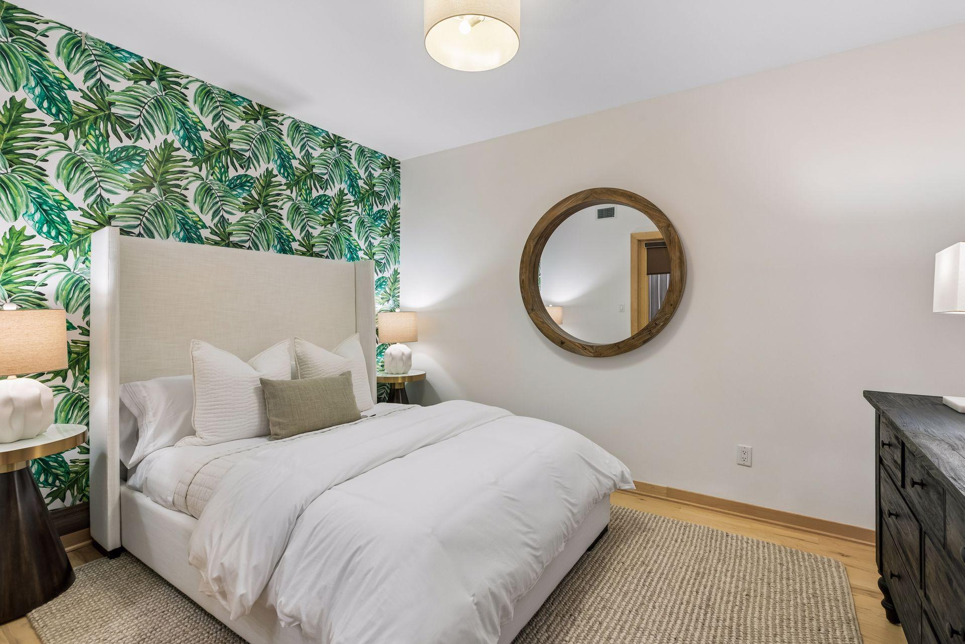 215 10th Avenue S Unit: 411