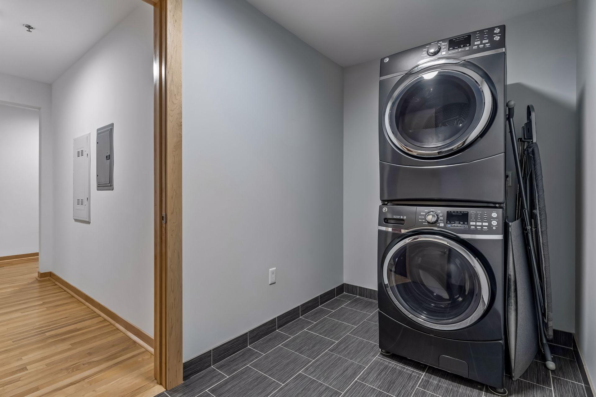 1240 S 2nd Street Unit: 1118