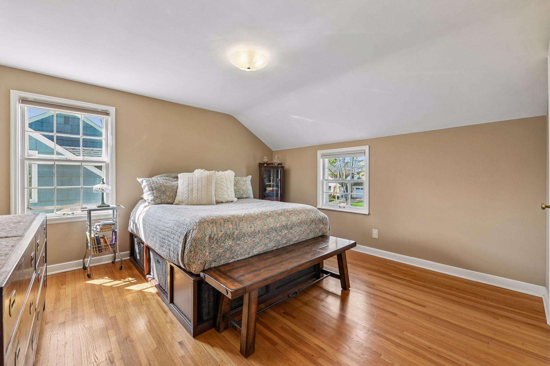 5629 Aldrich Avenue S