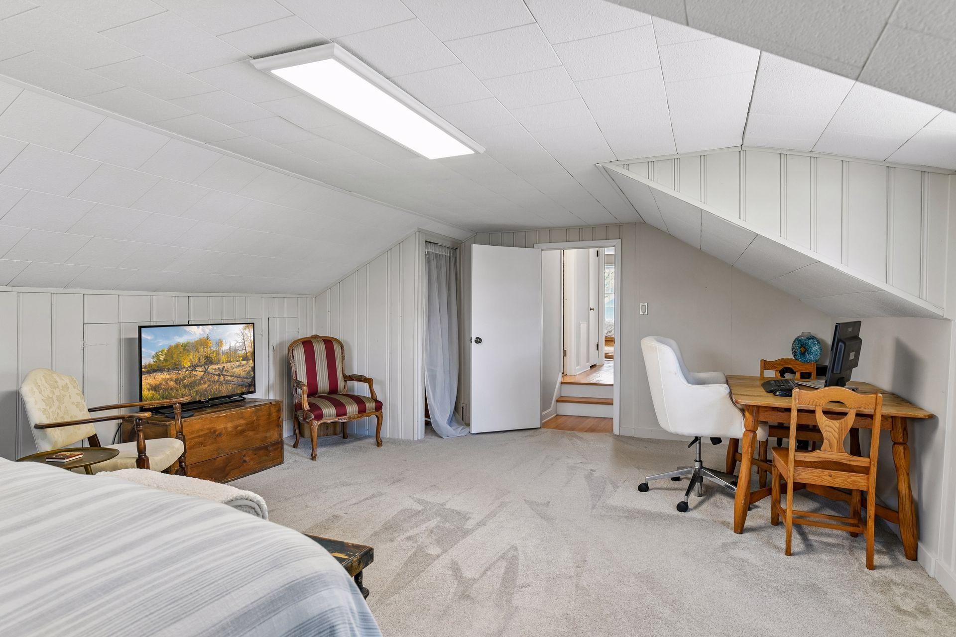 5629 Aldrich Avenue S