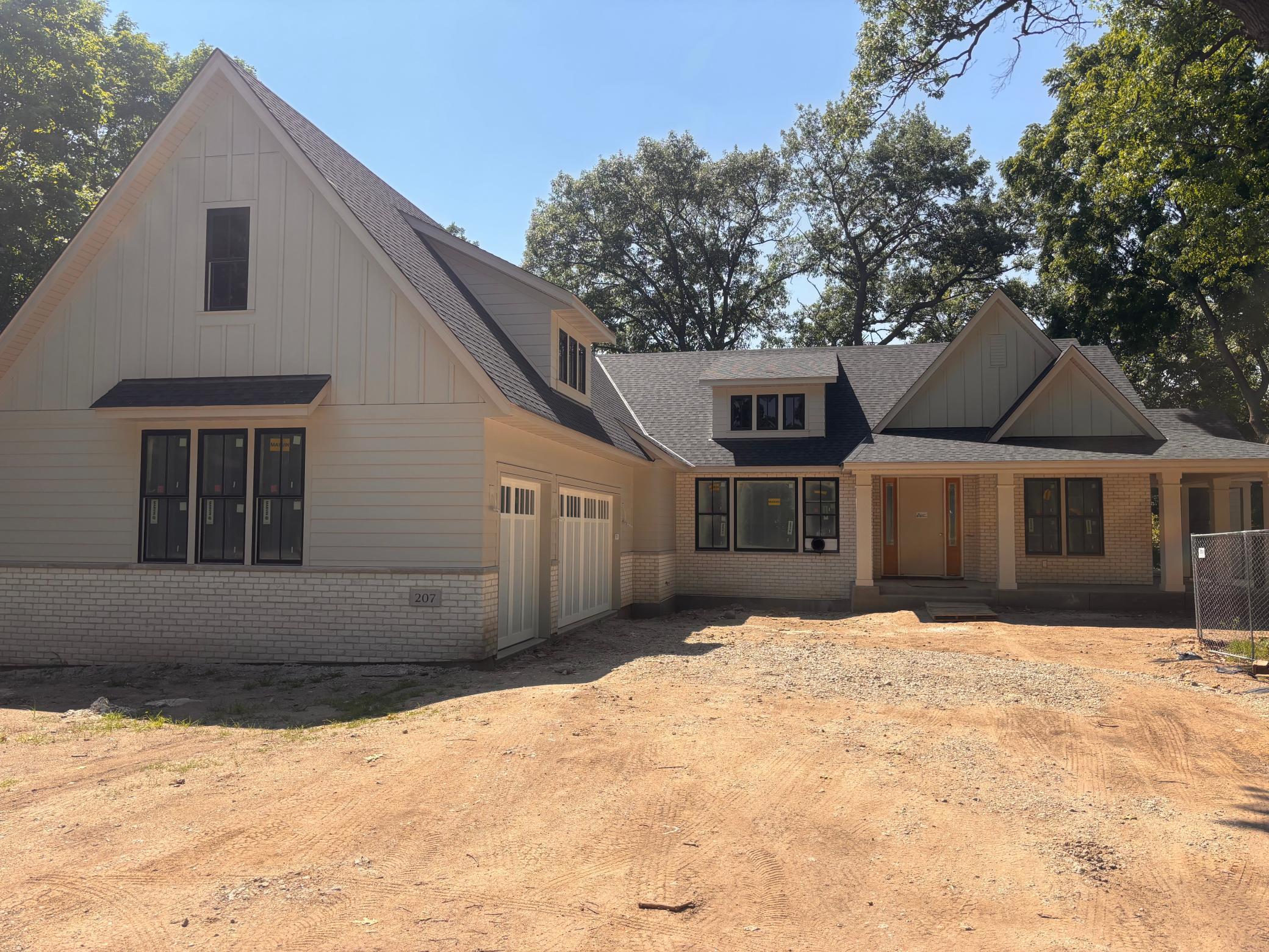 207 Benton Avenue