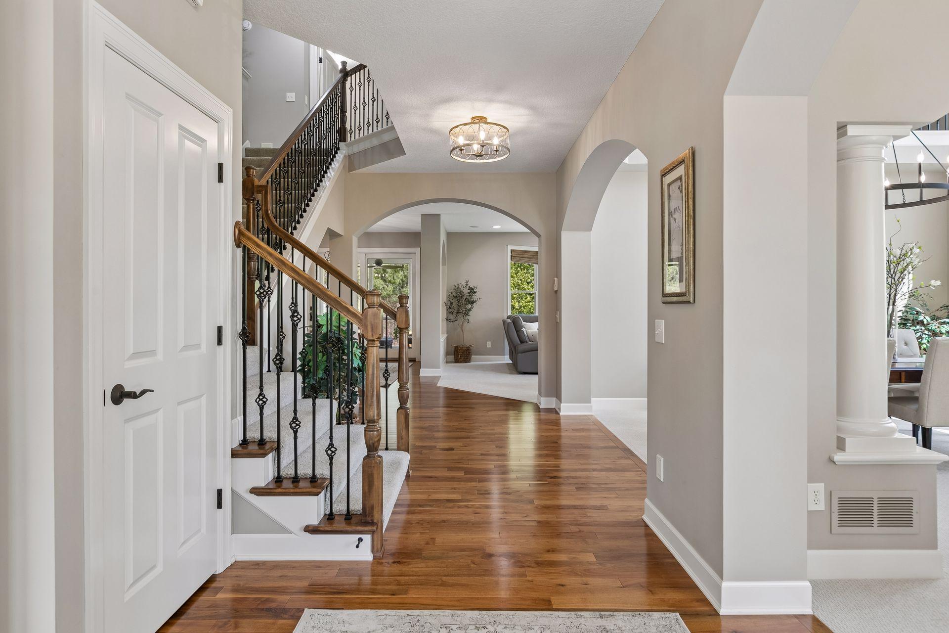 4610 Bluebell Trail N