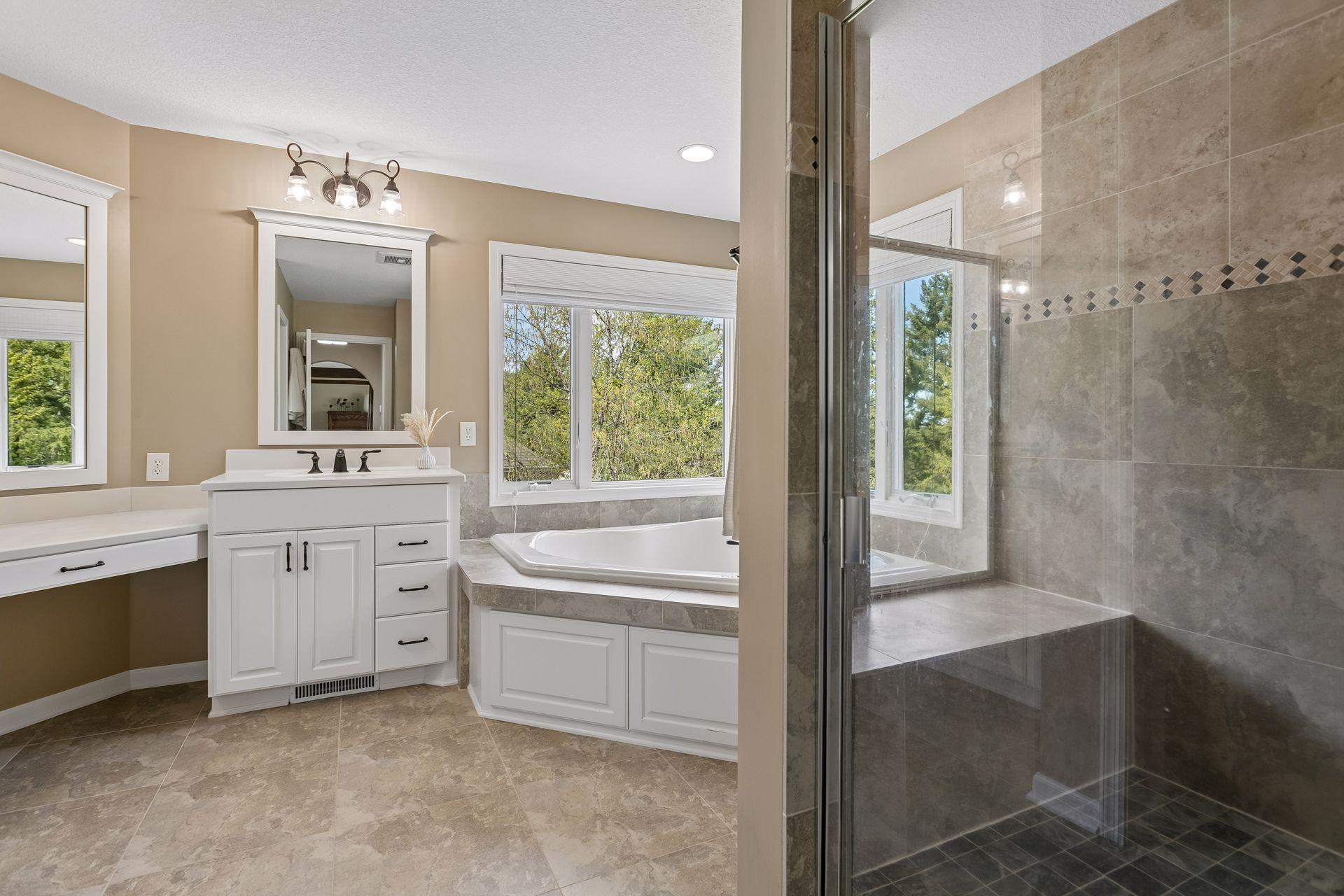 4610 Bluebell Trail N