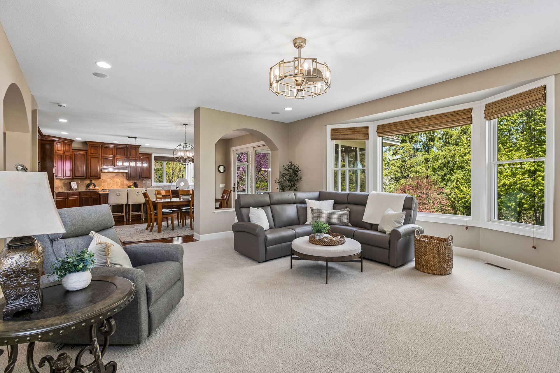 4610 Bluebell Trail N