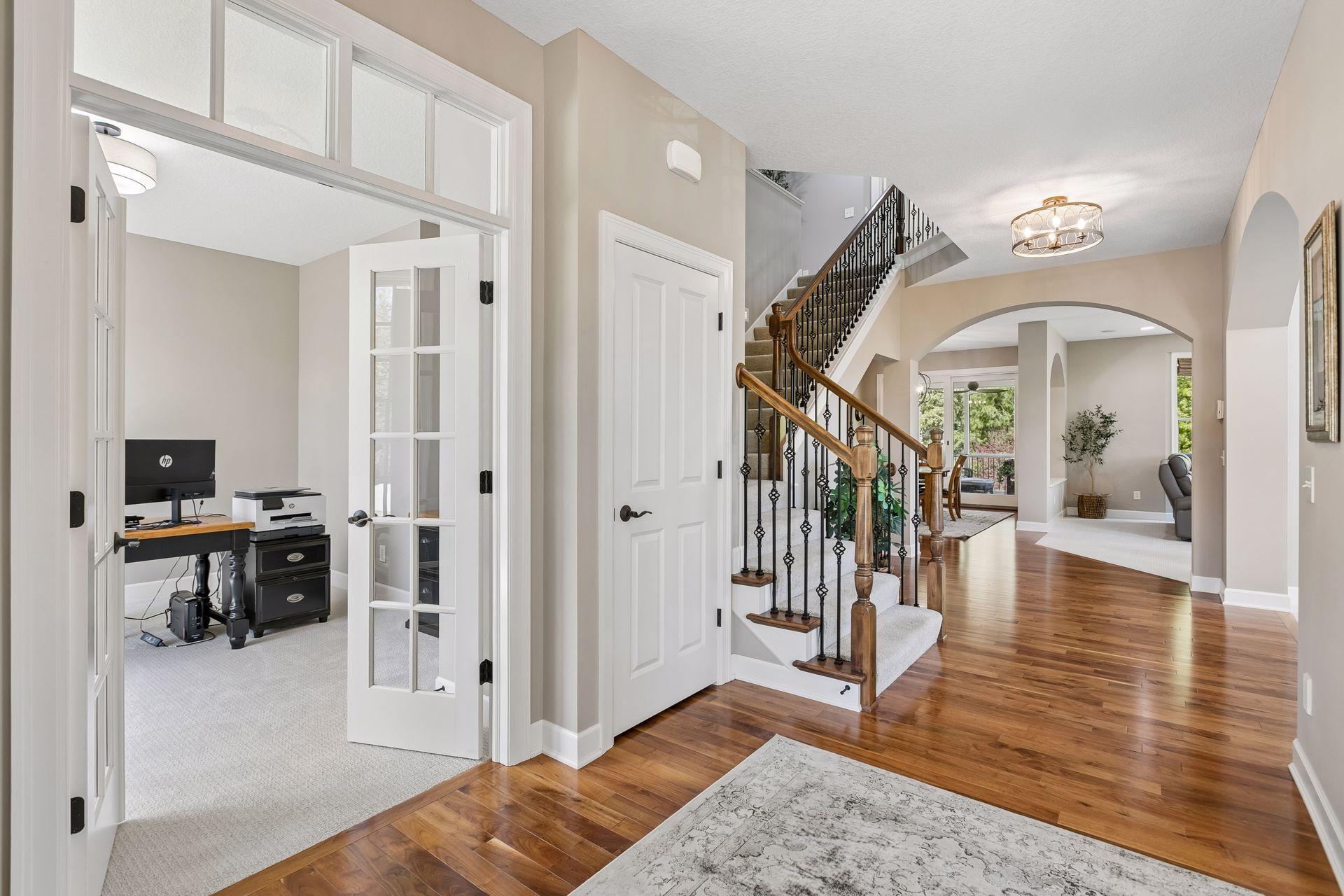 4610 Bluebell Trail N