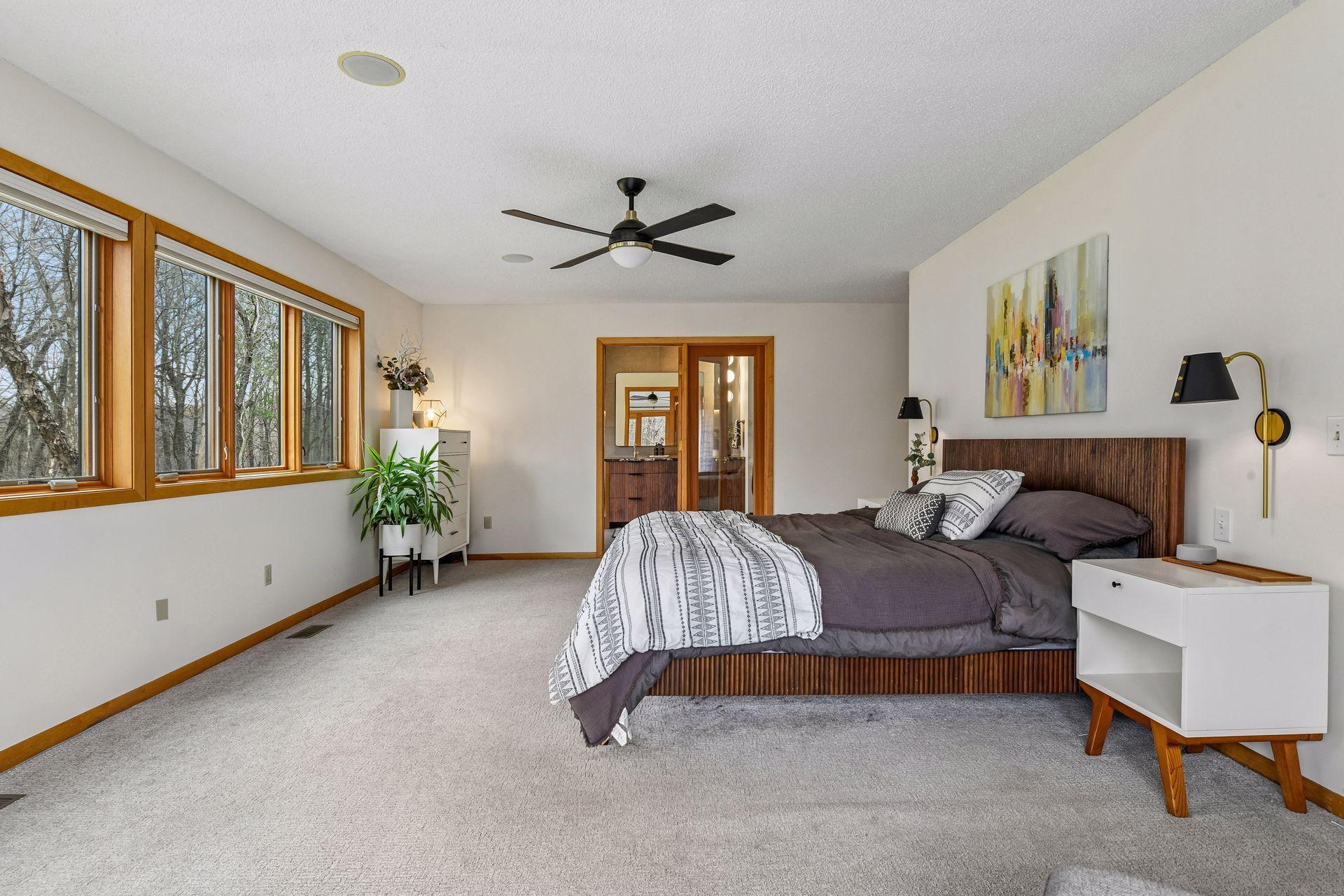 1815 Meadowwoods Trail
