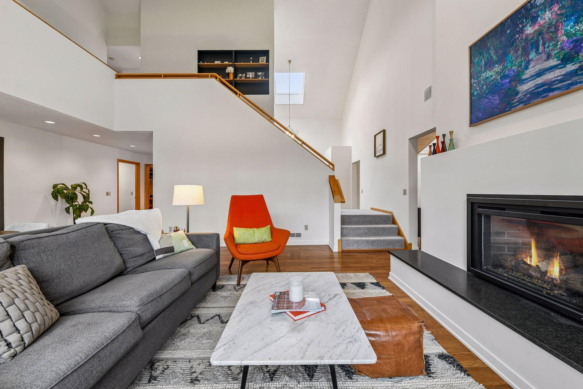 1815 Meadowwoods Trail