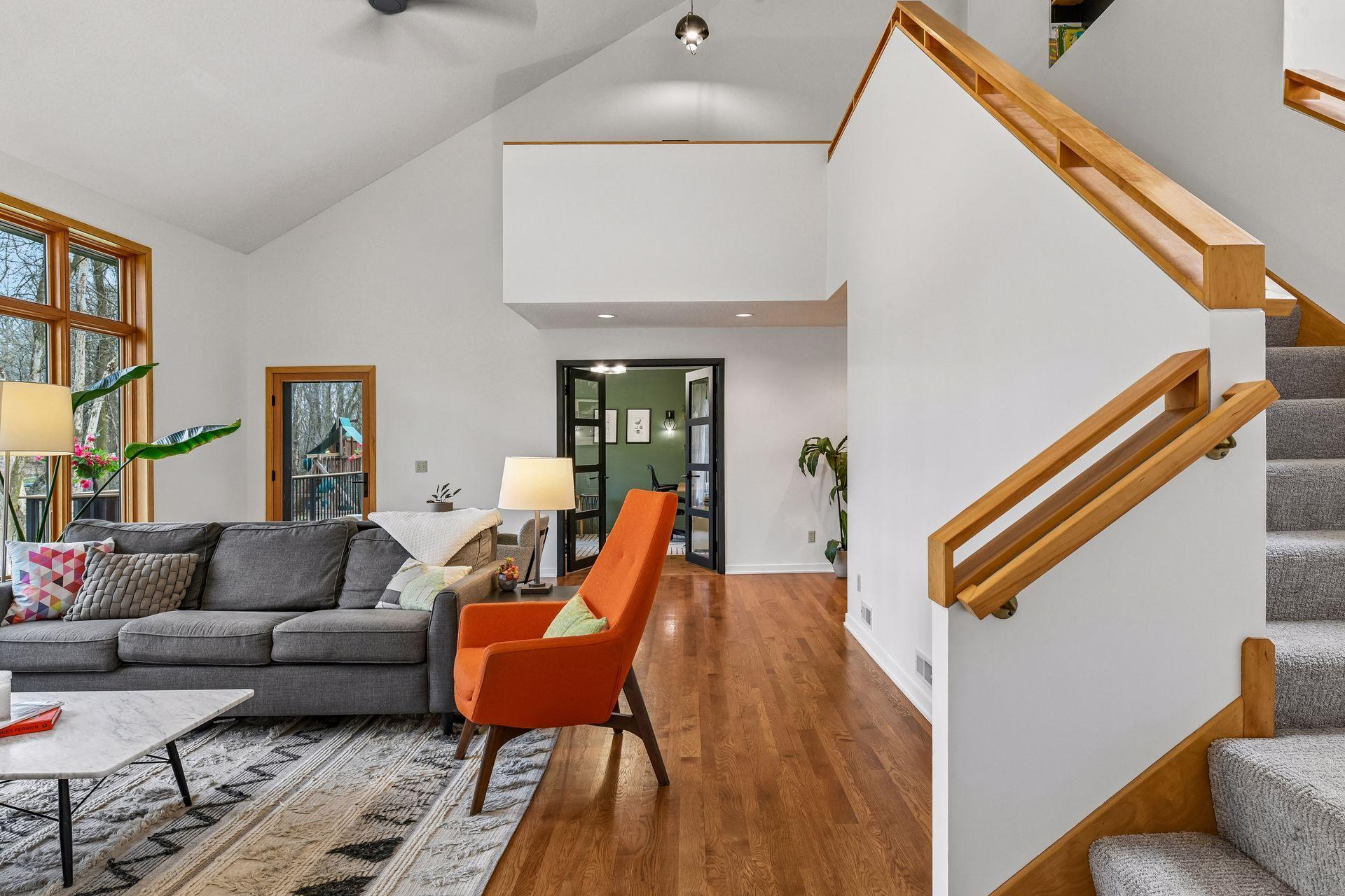 1815 Meadowwoods Trail