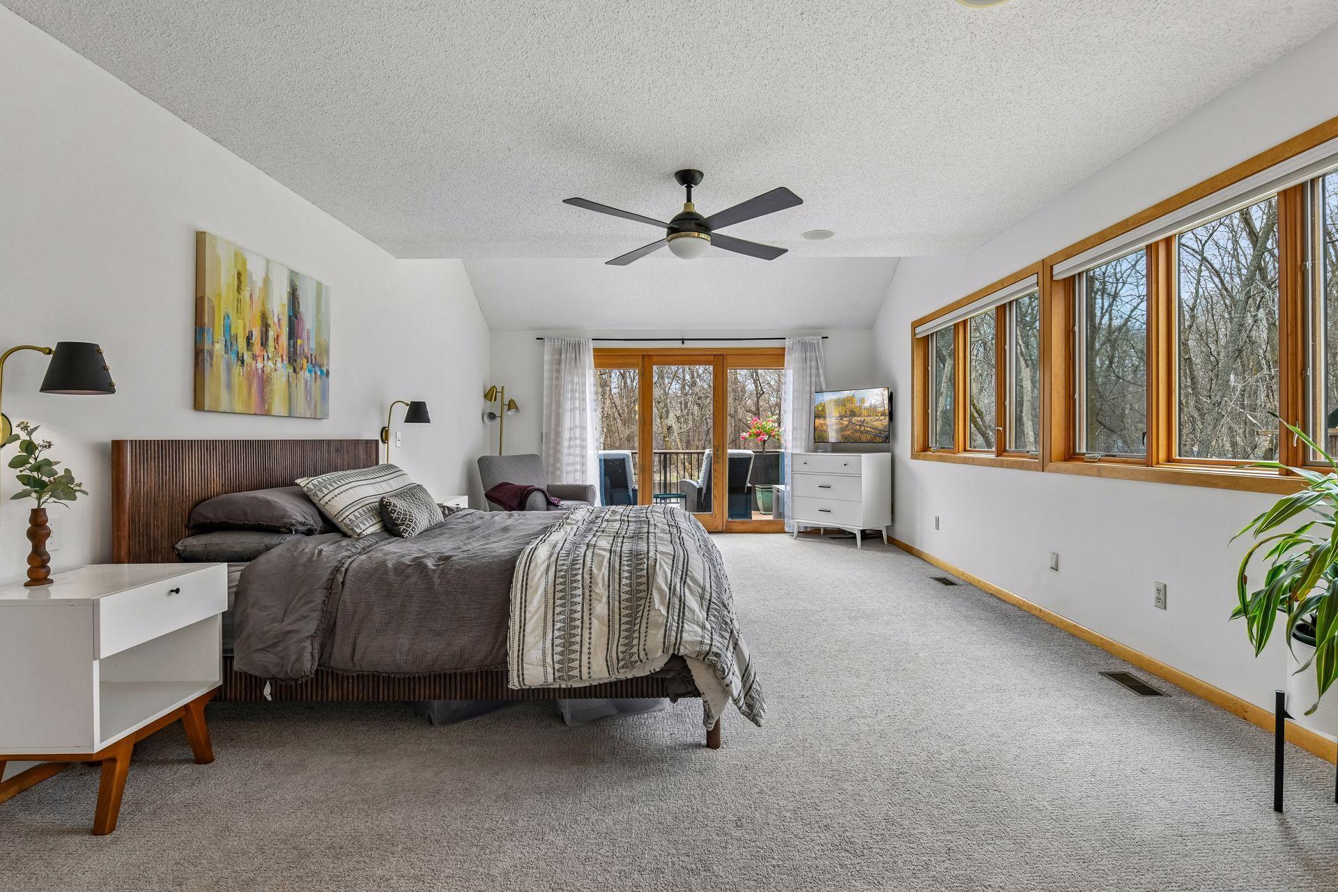 1815 Meadowwoods Trail