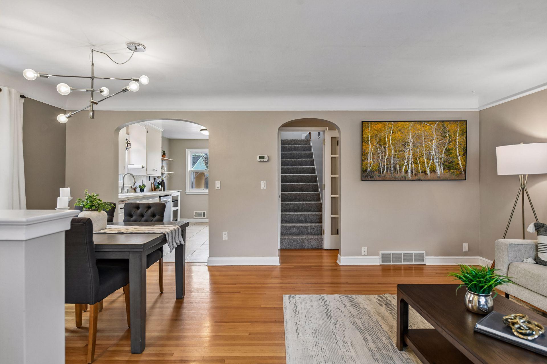1605 Nokomis Court