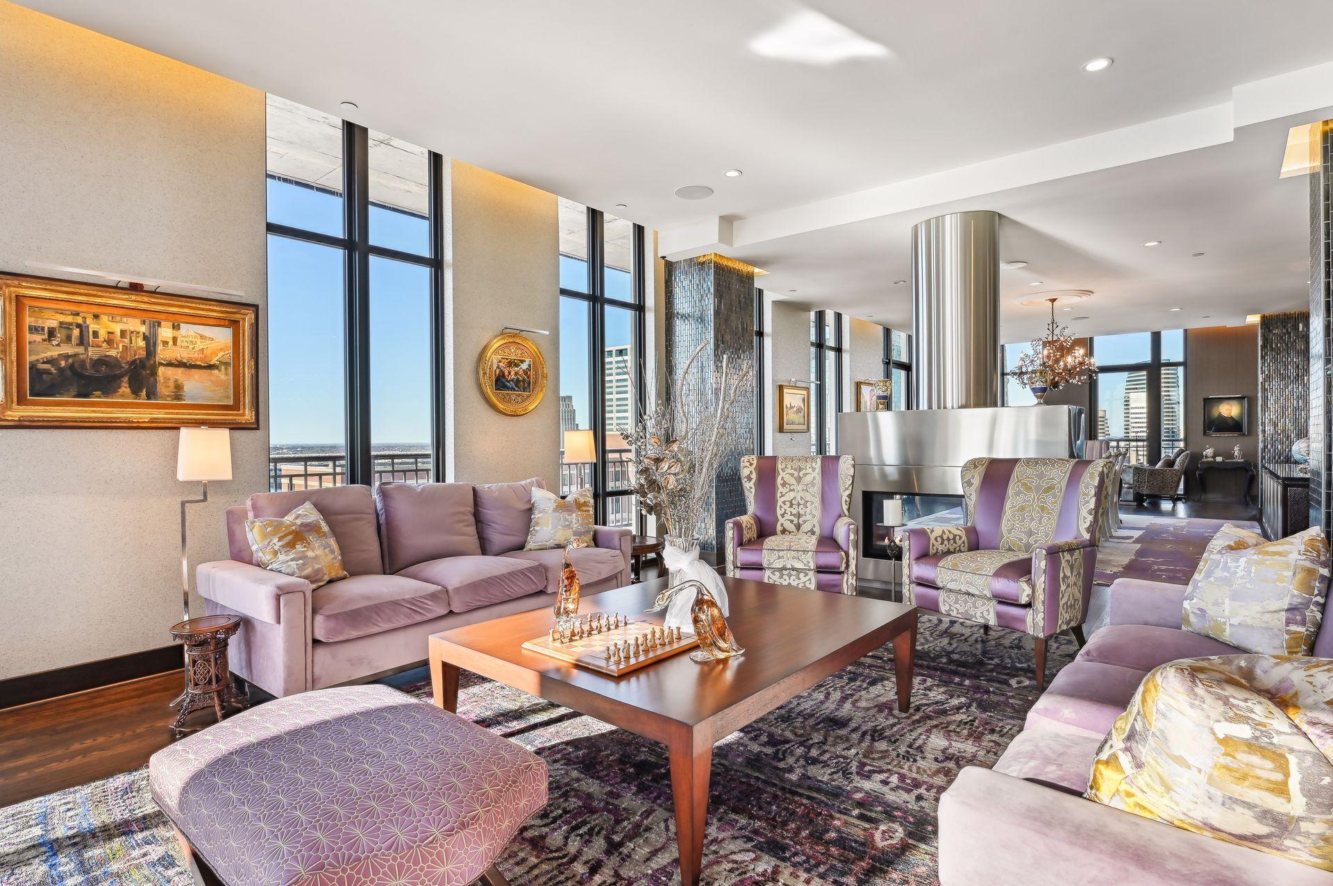 201 S 11th St. Street Unit: 2500