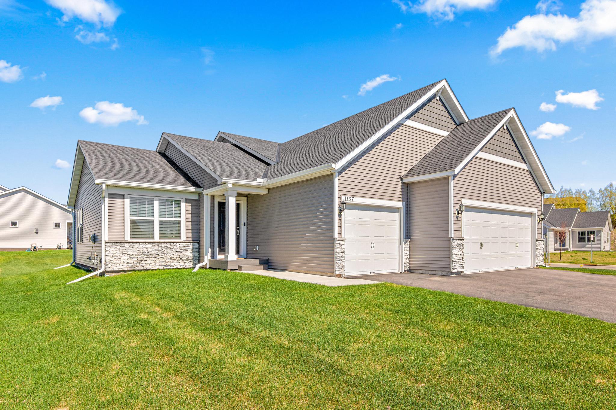 1137 Meadow Lane