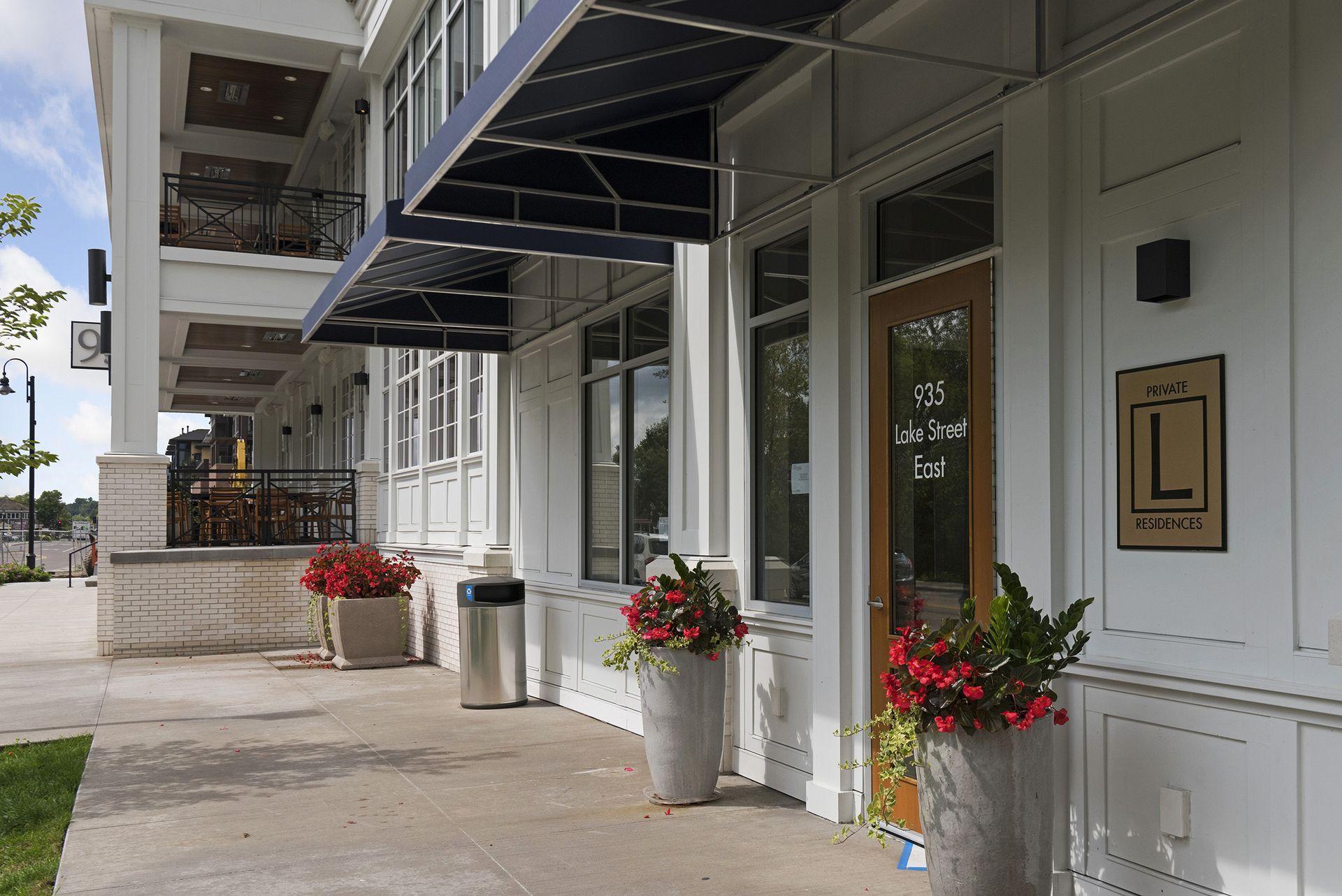 935 Lake Street E Unit: 312