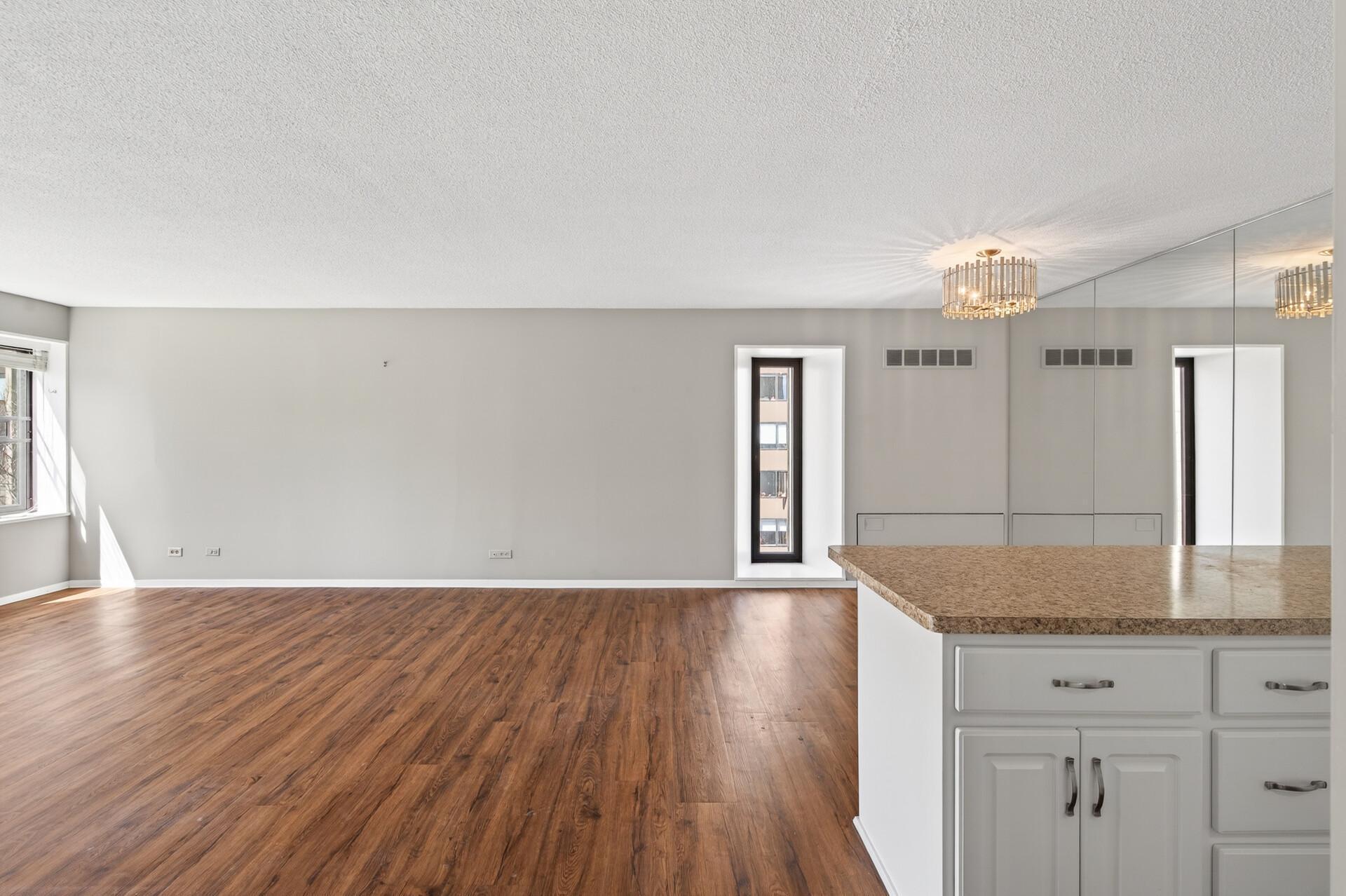 19 S 1st Street Unit: B407