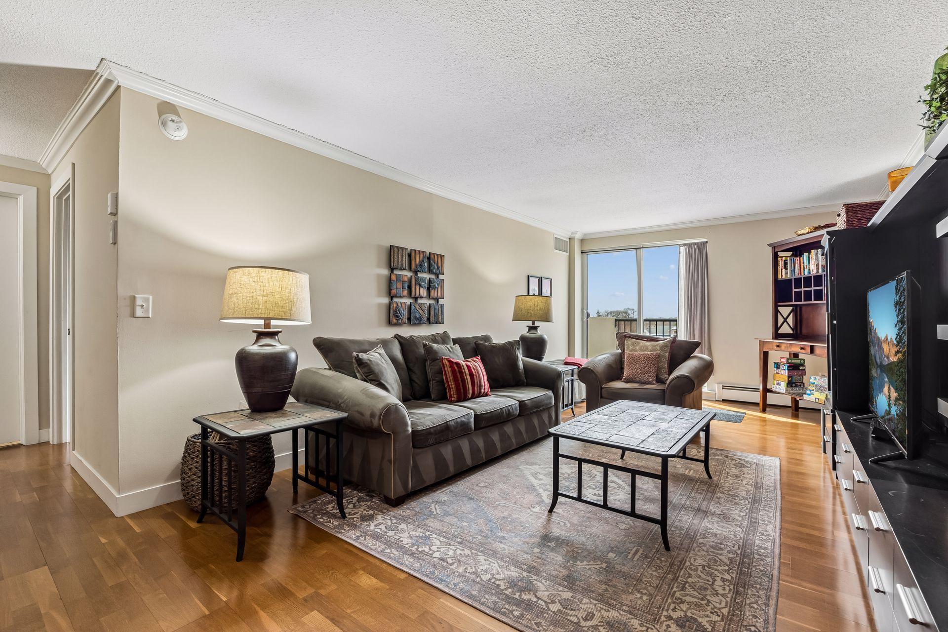 2800 W 44th Street Unit: 603