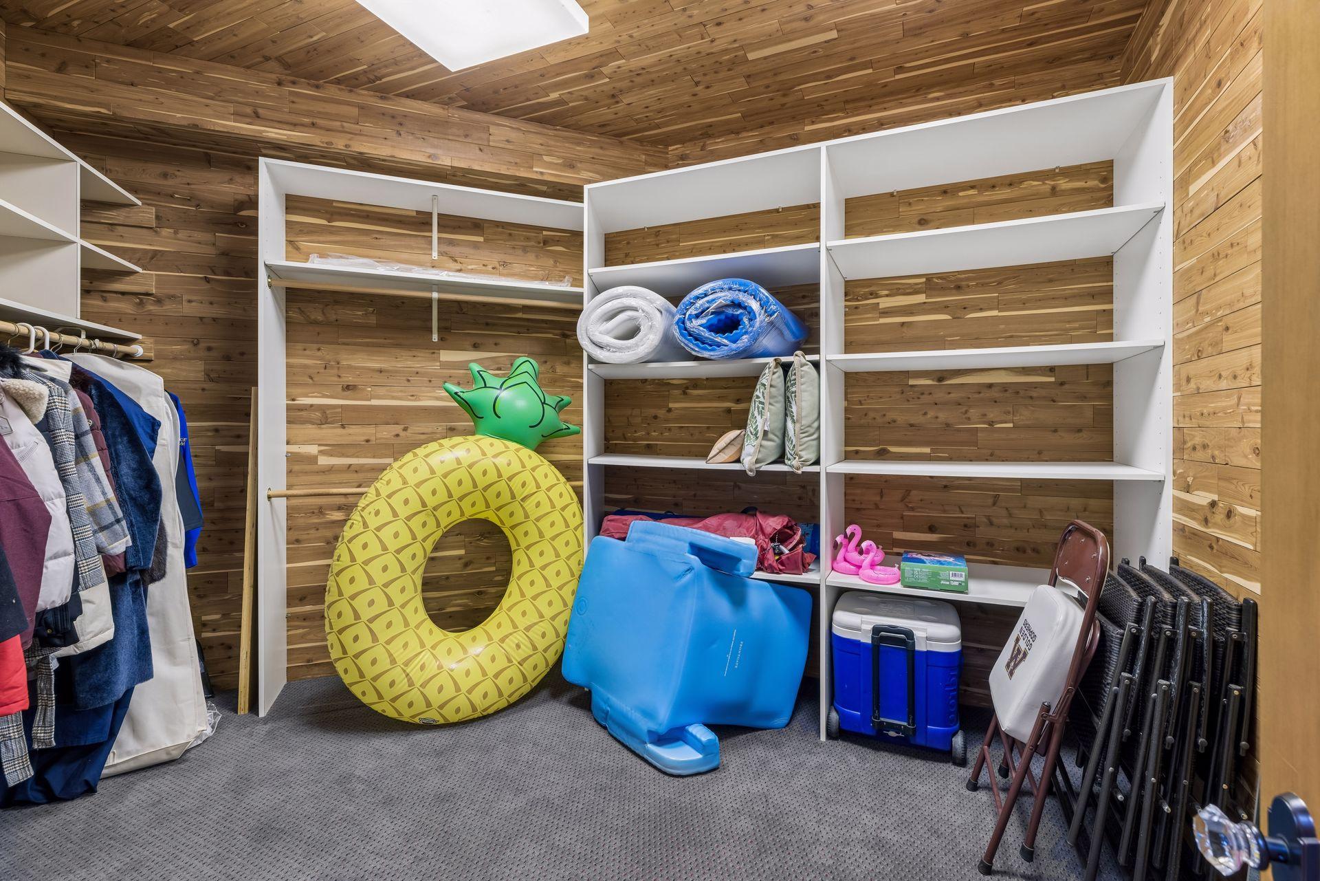 326 Ferndale Road W
