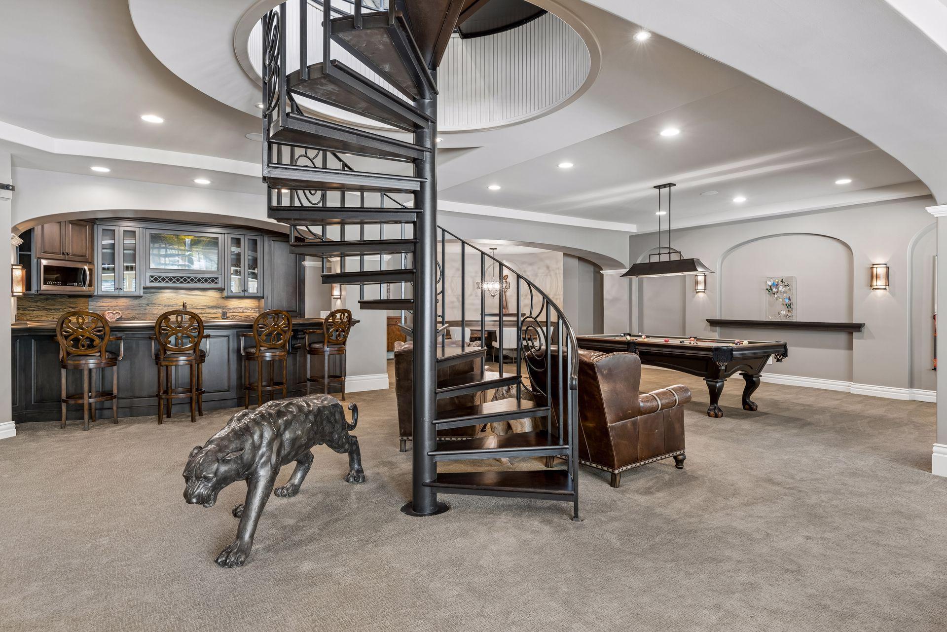 326 Ferndale Road W