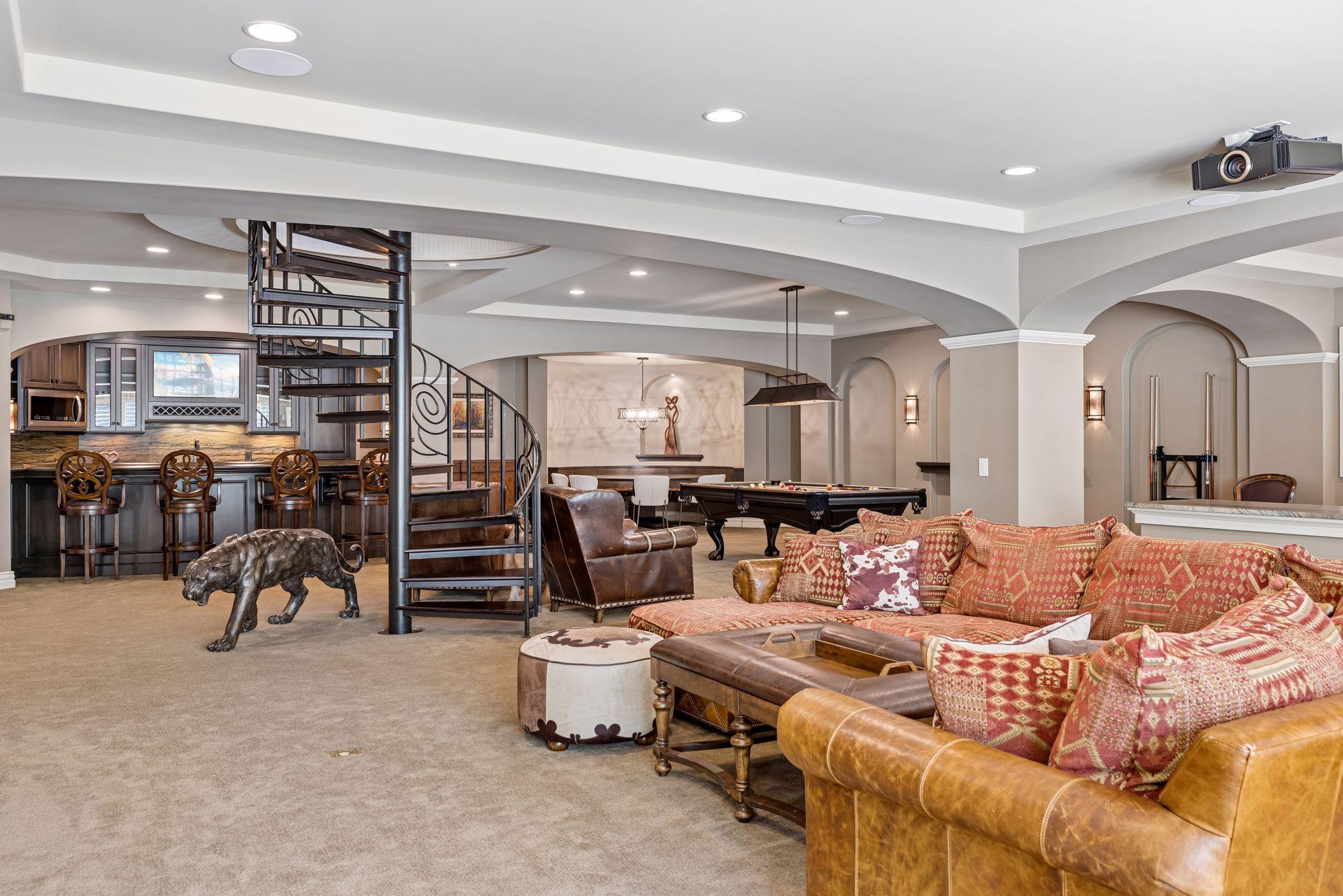 326 Ferndale Road W