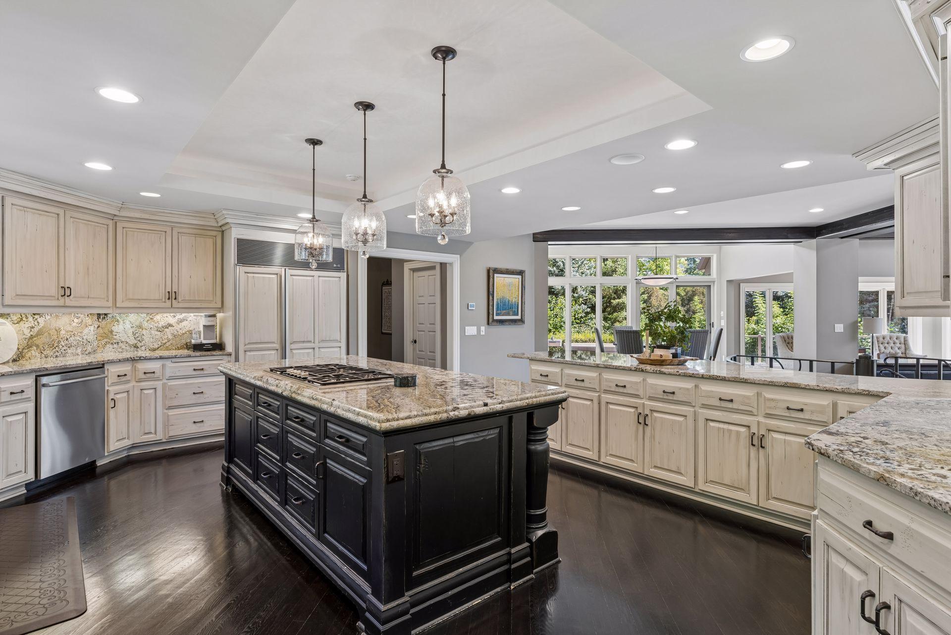 326 Ferndale Road W