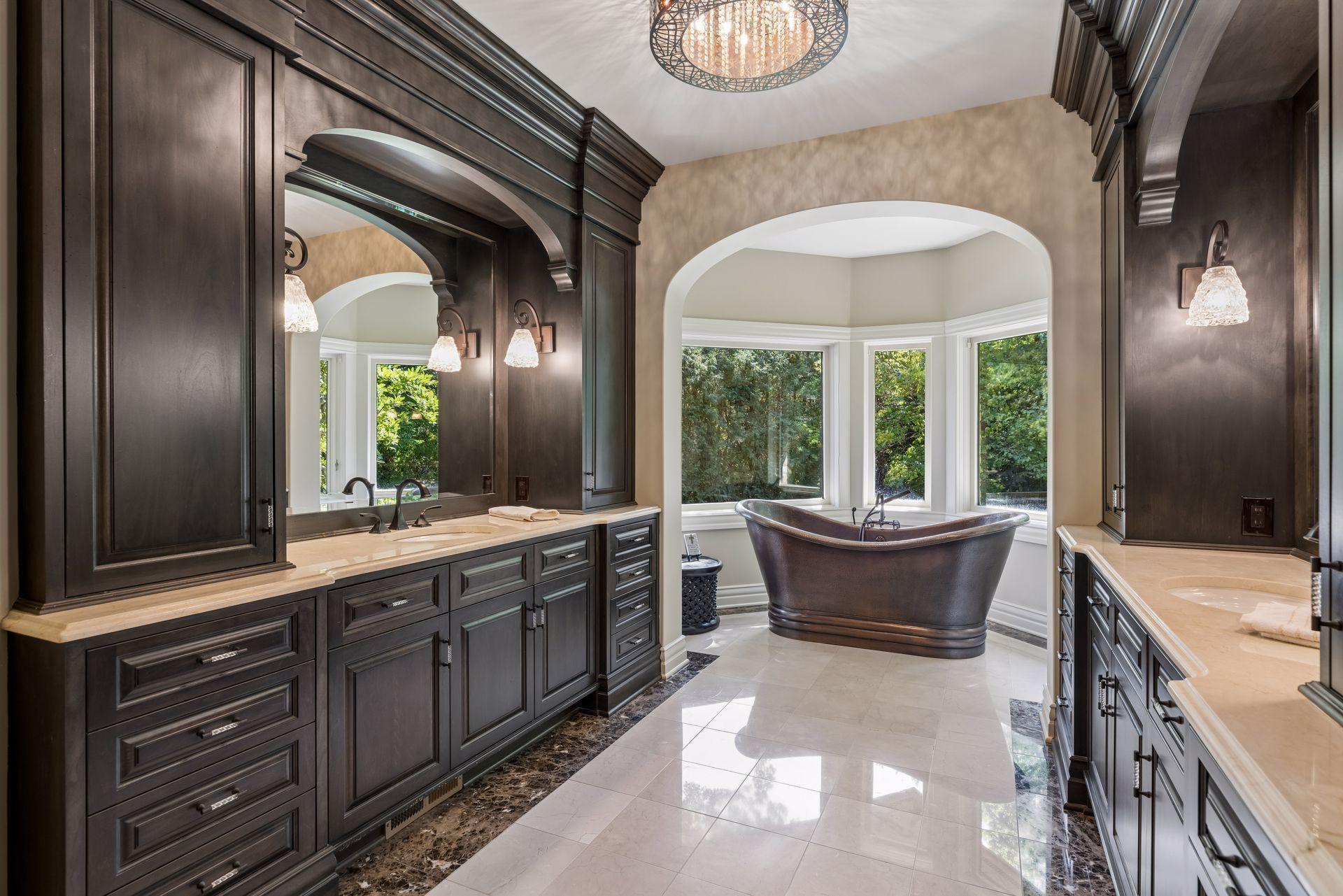 326 Ferndale Road W