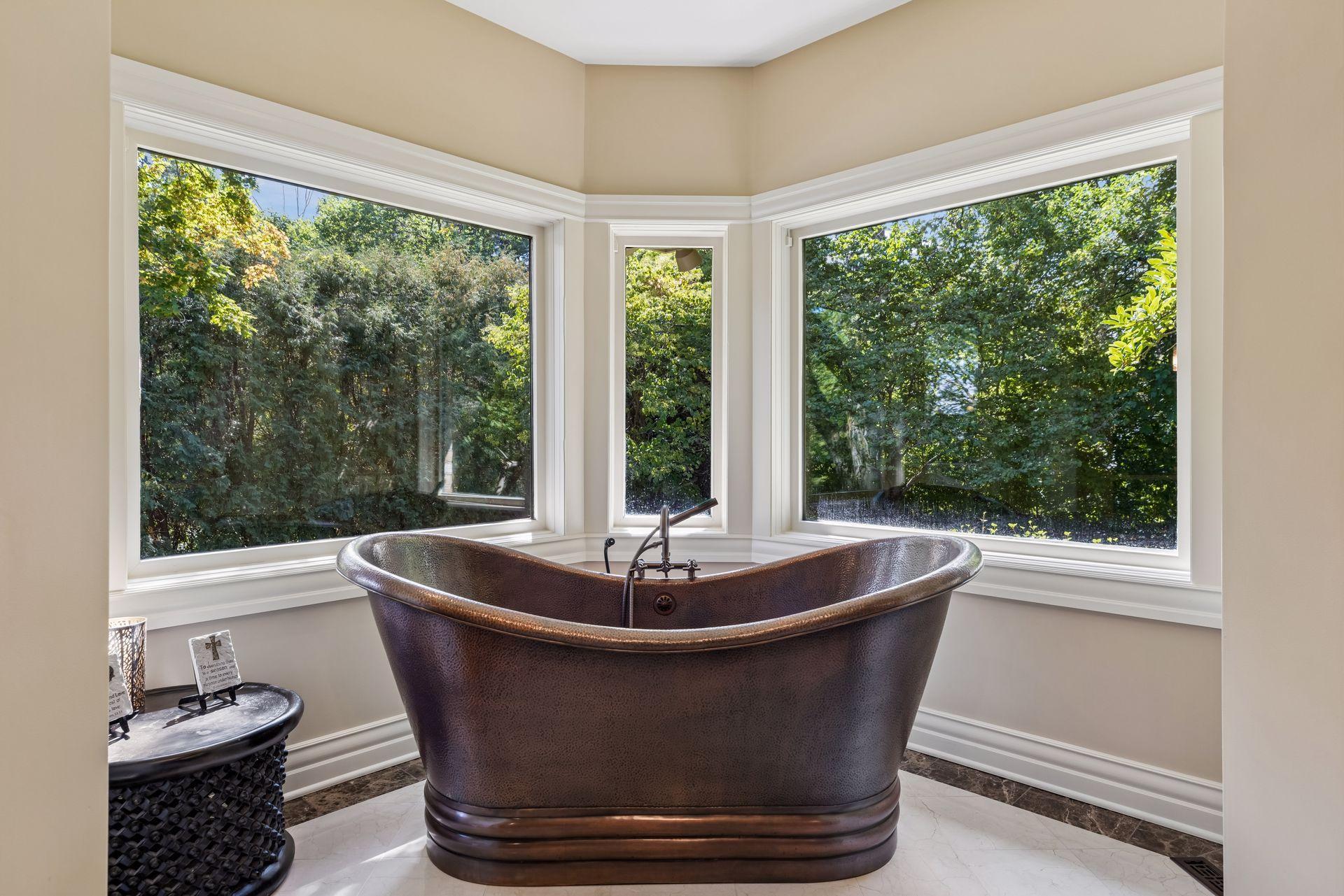 326 Ferndale Road W