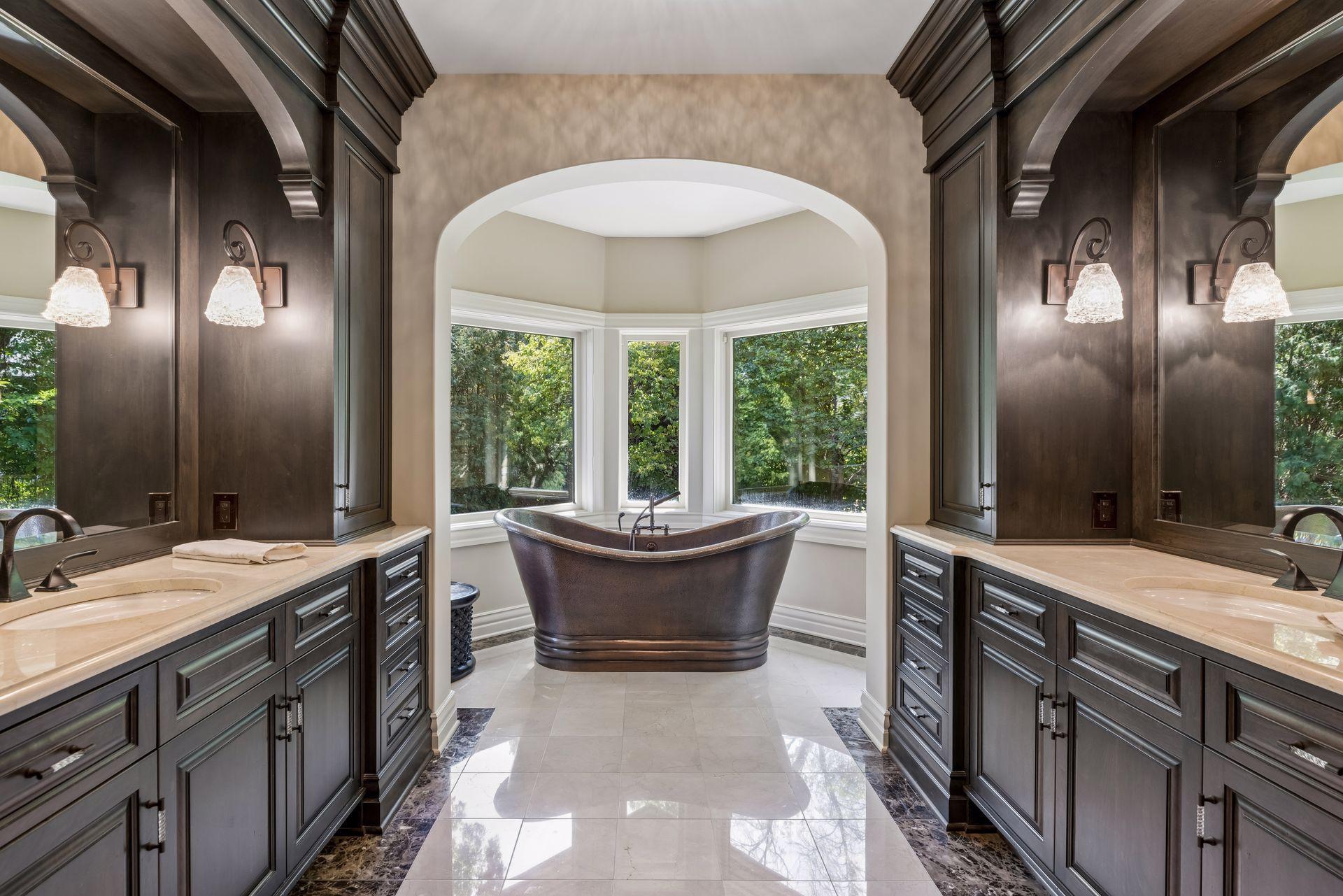 326 Ferndale Road W