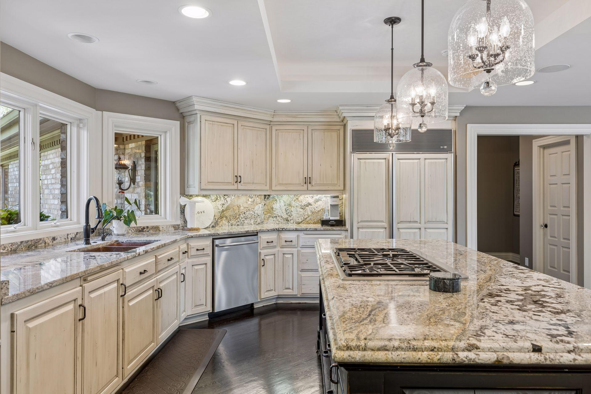 326 Ferndale Road W