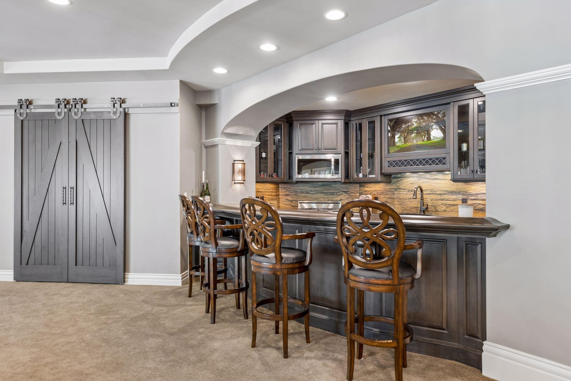 326 Ferndale Road W