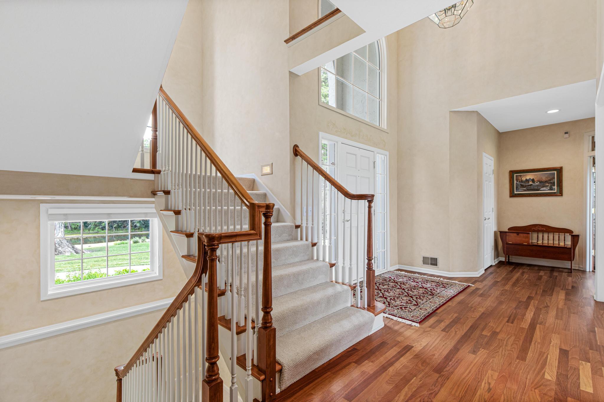 6105 Wood Hill Lane