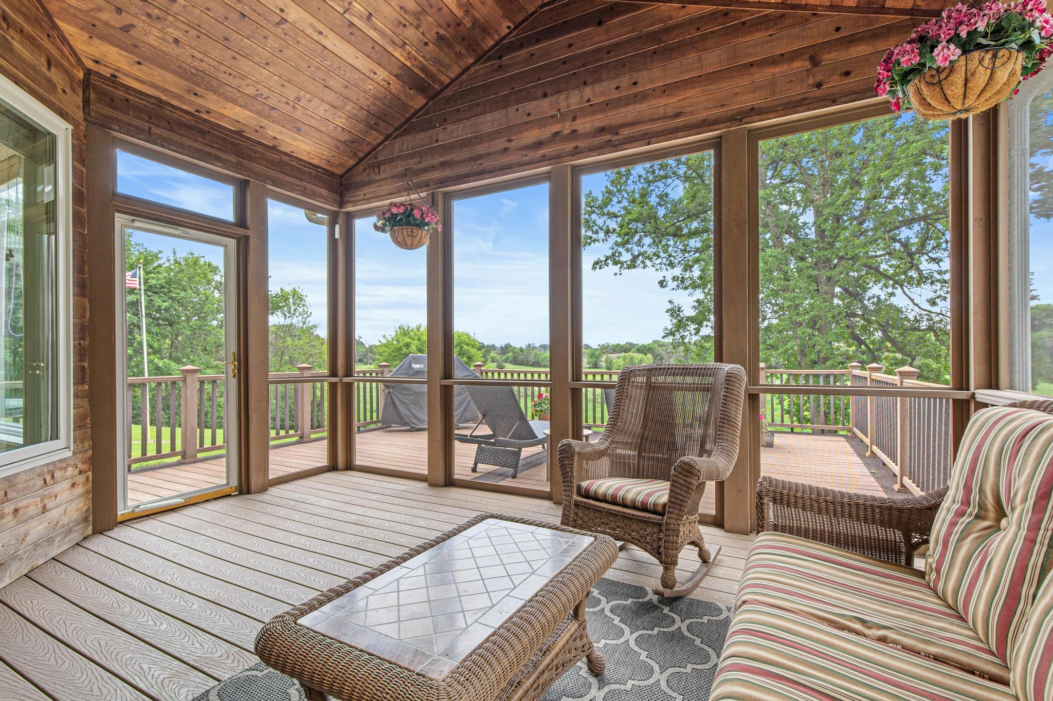 6105 Wood Hill Lane