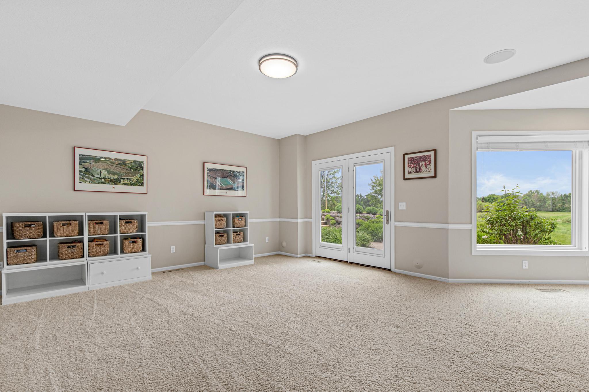 6105 Wood Hill Lane