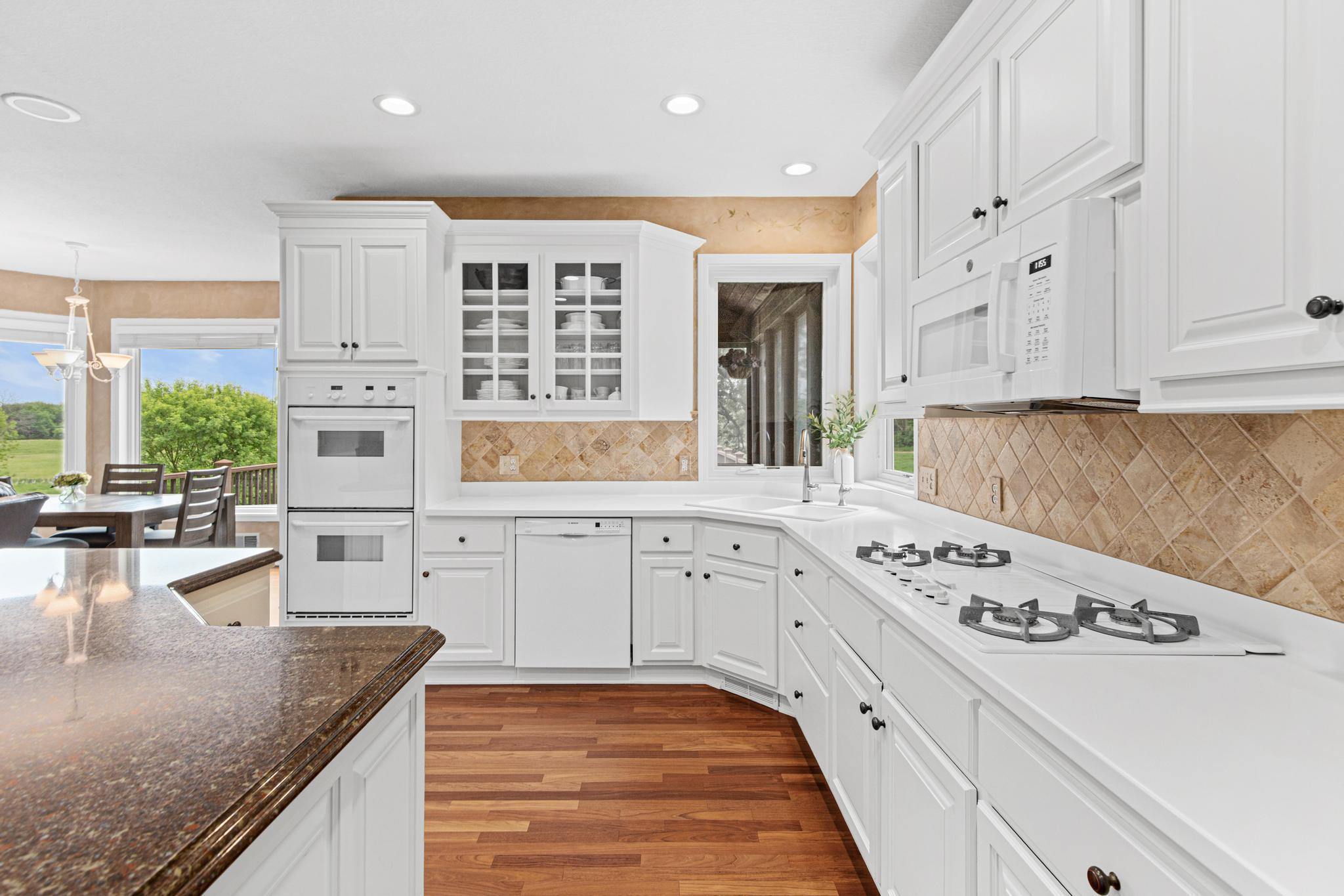 6105 Wood Hill Lane