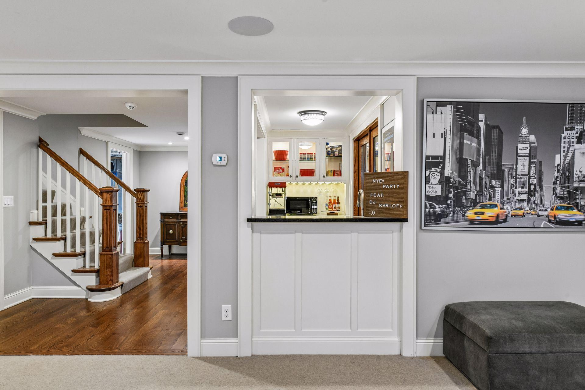 2240 W Lake Of The Isles Parkway