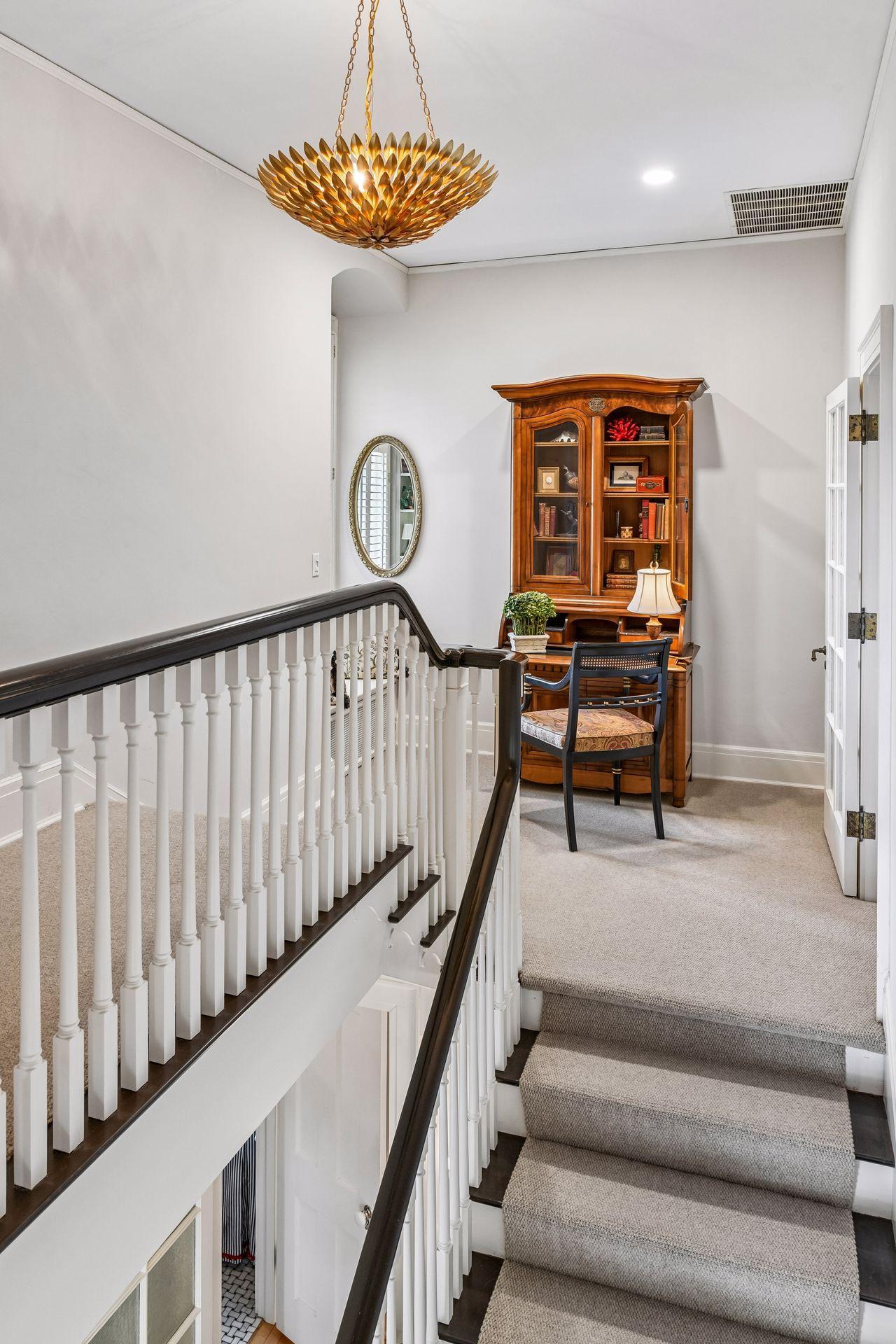 2240 W Lake Of The Isles Parkway