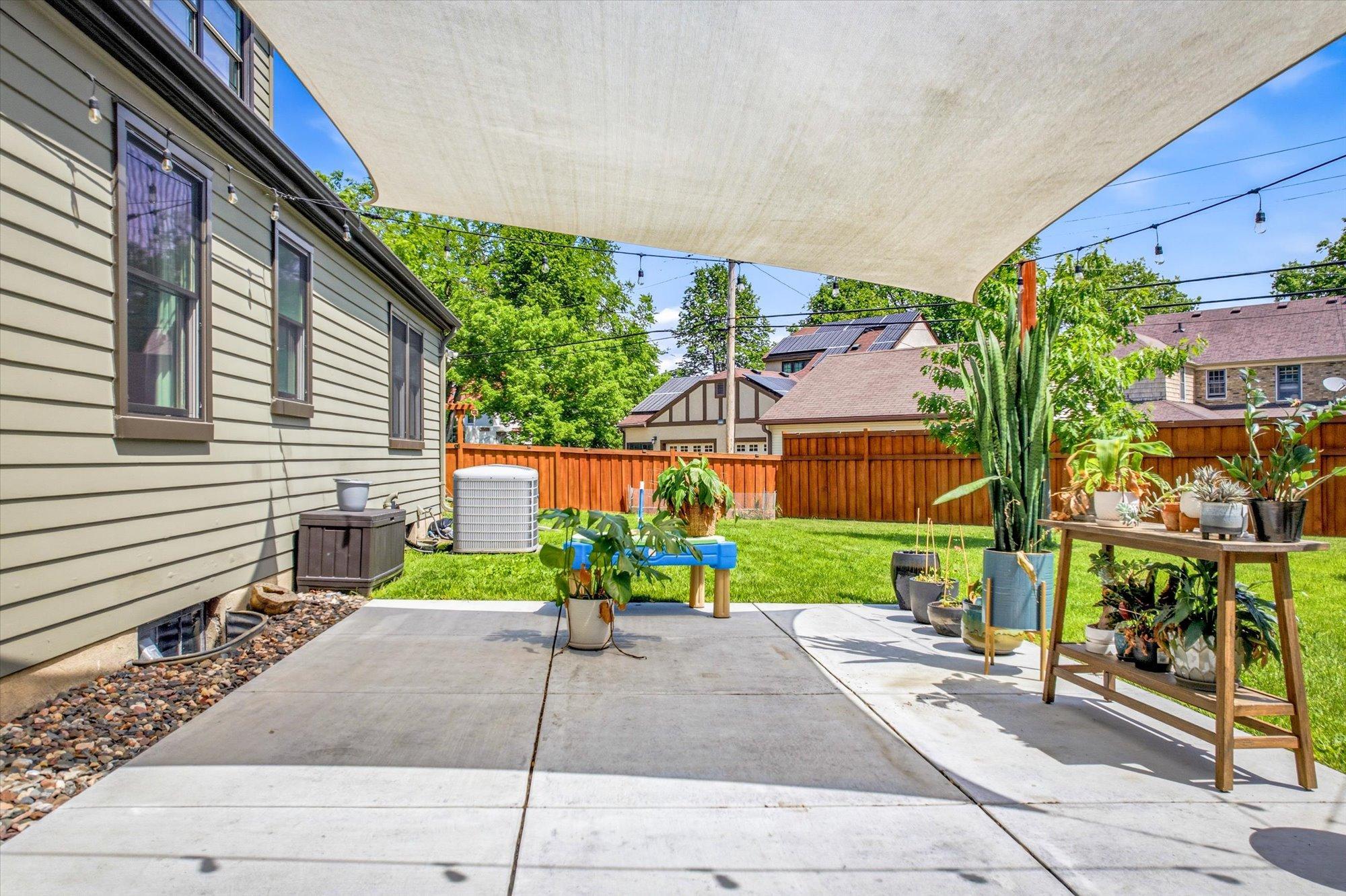 5601 Bloomington Avenue