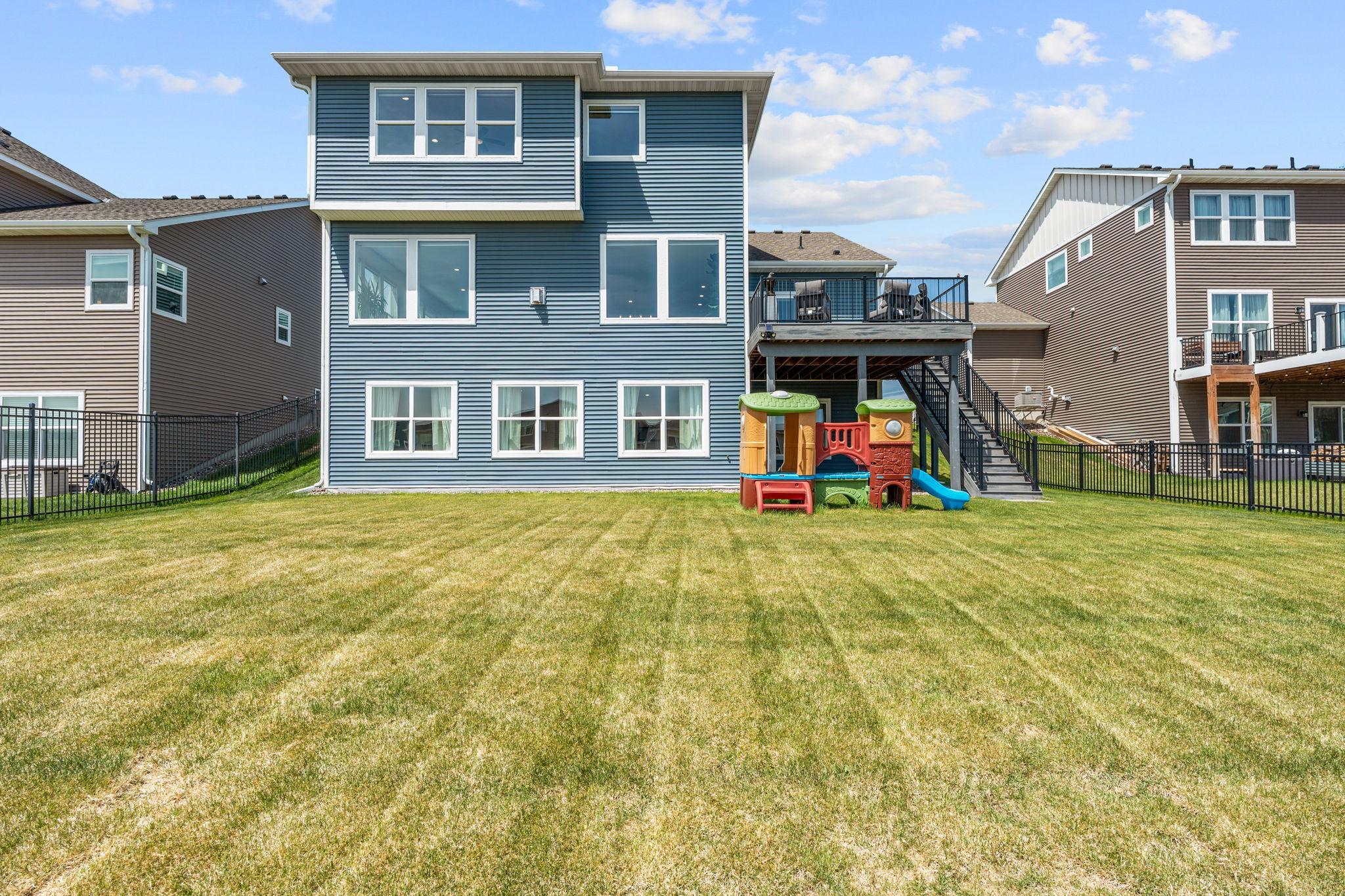 15605 116th Avenue N