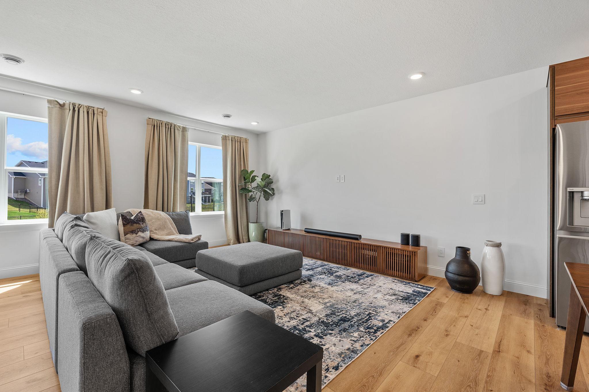 15605 116th Avenue N