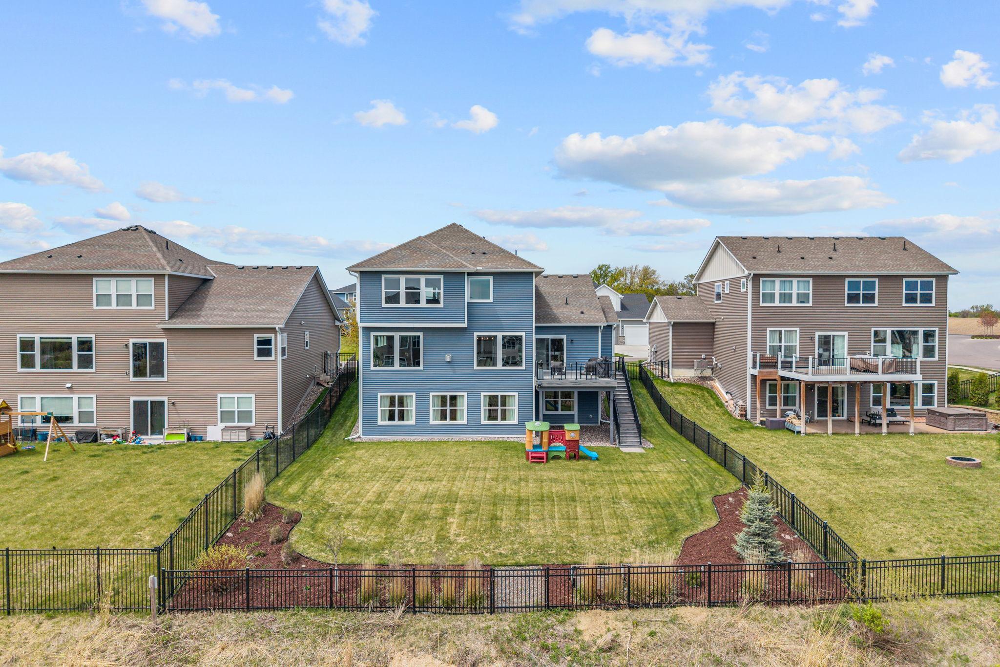15605 116th Avenue N