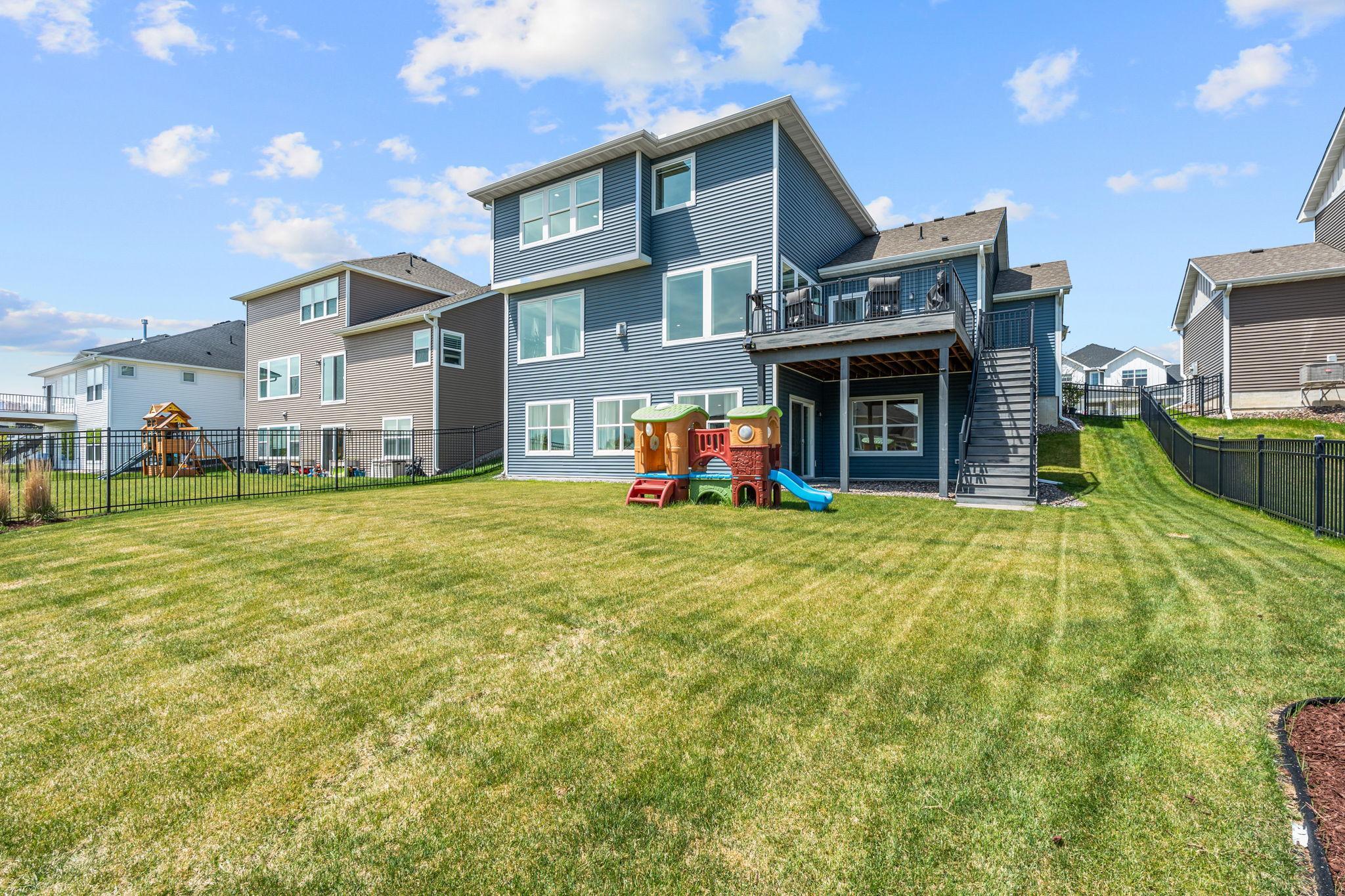 15605 116th Avenue N
