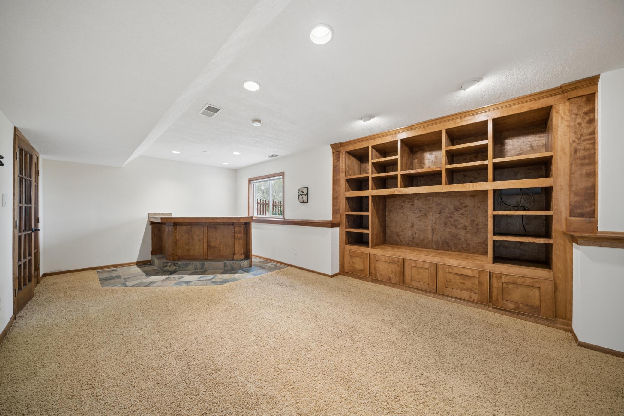 221 Butternut Circle