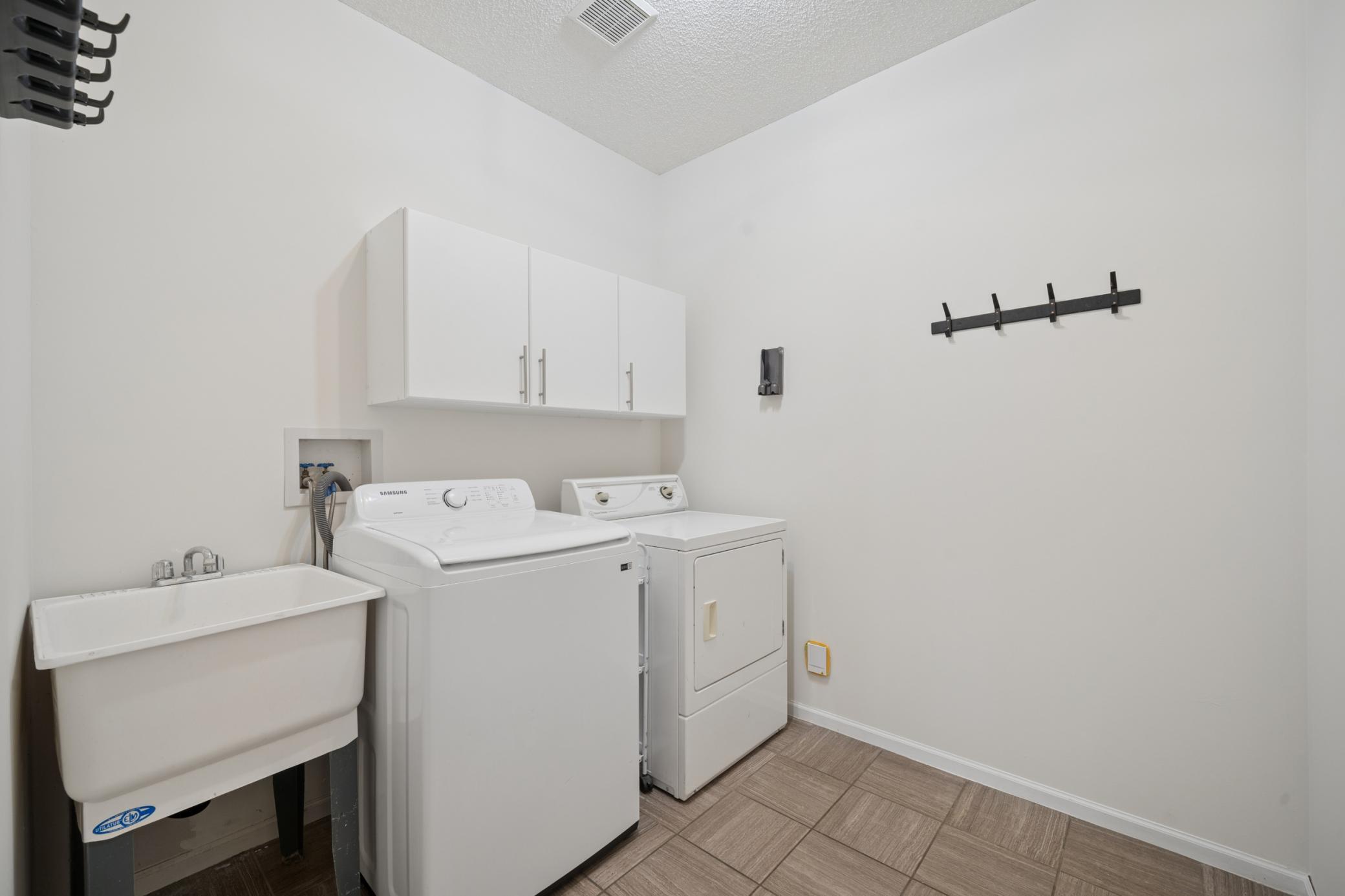 221 Butternut Circle