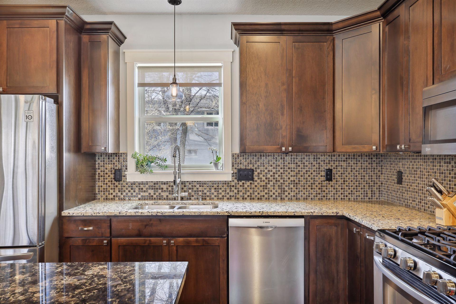 2019 Louisiana Avenue S