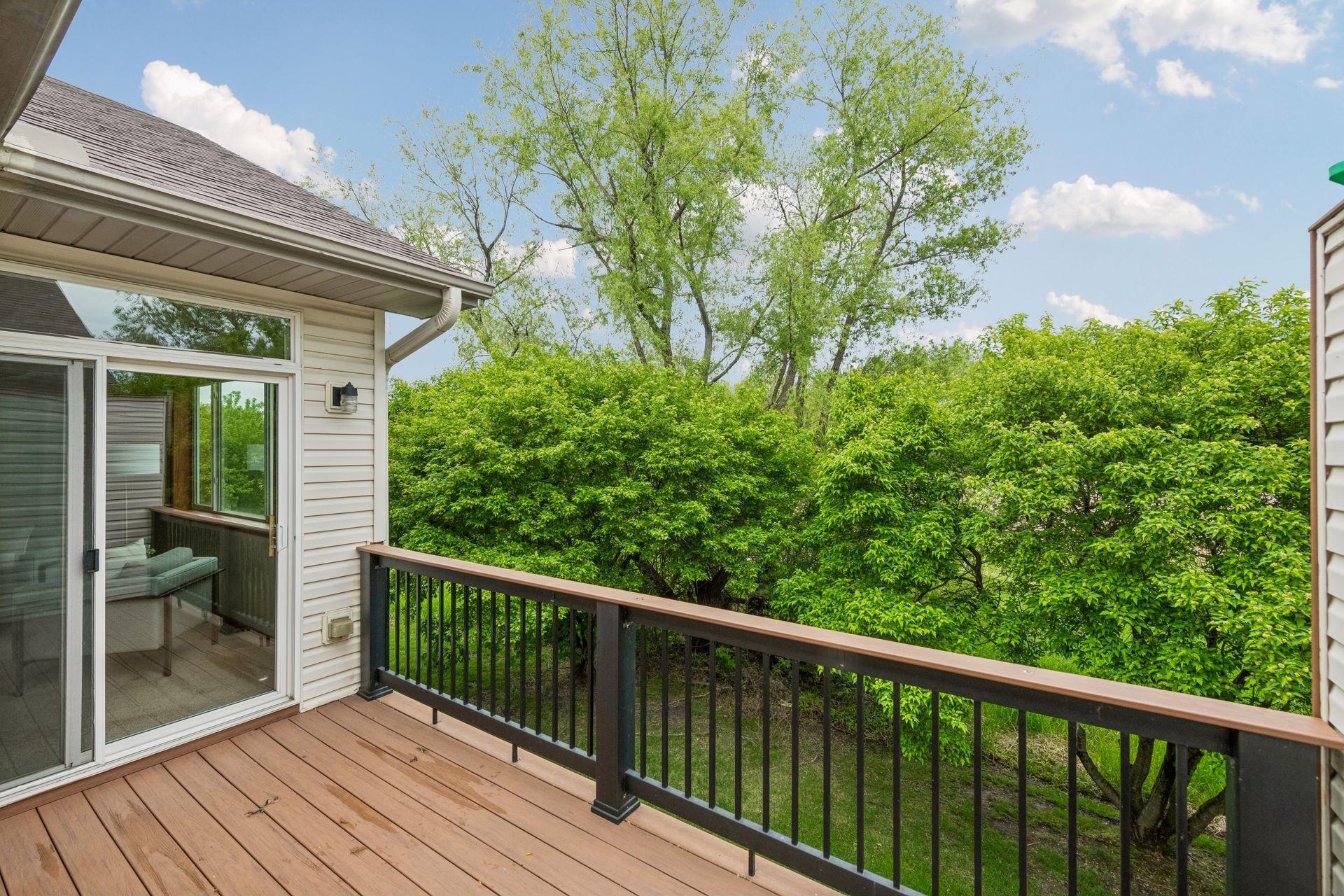 464 Meadow Lane